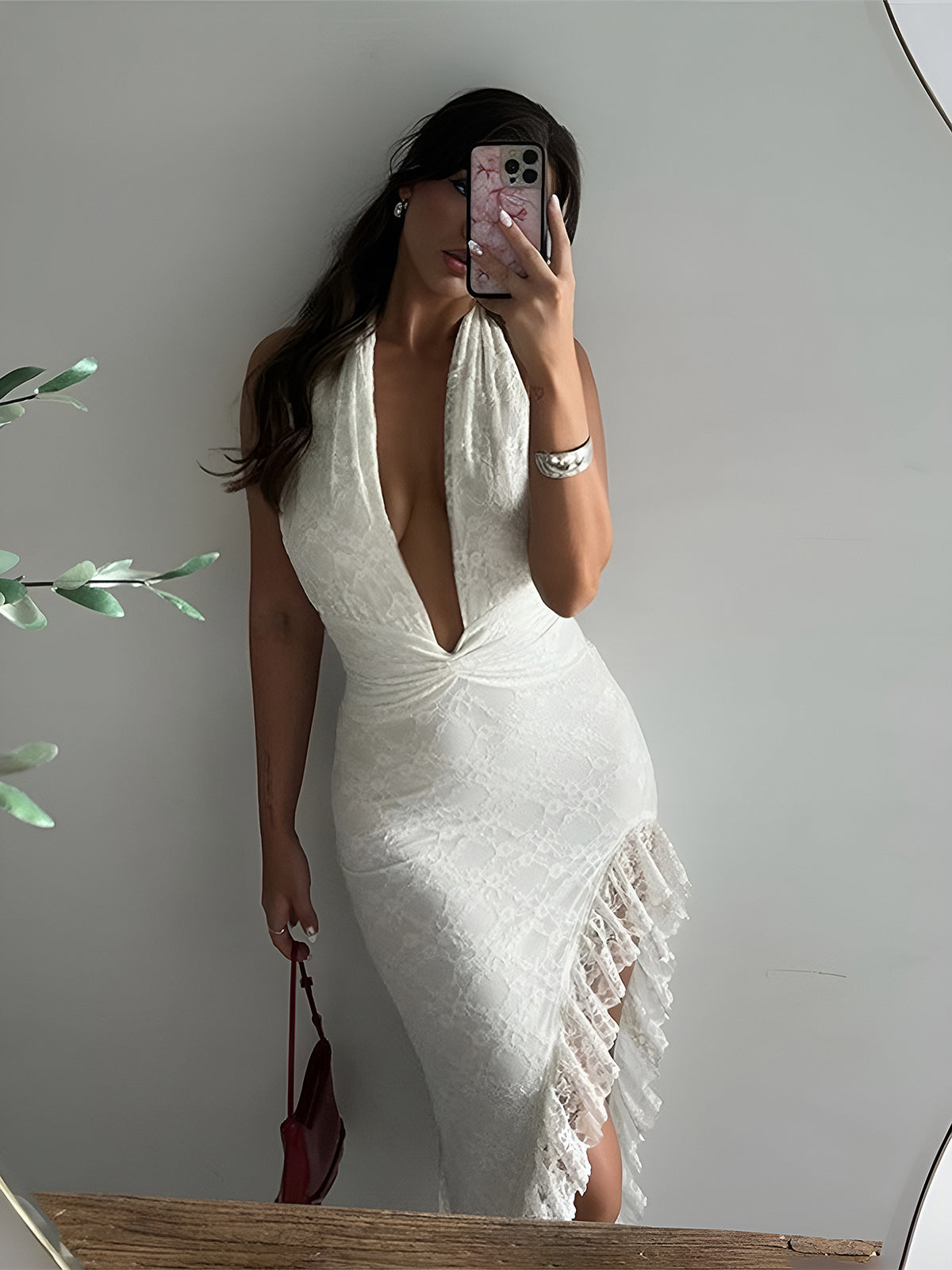 Robe en dentelle semi-transparente asymétrique à ourlet à volants