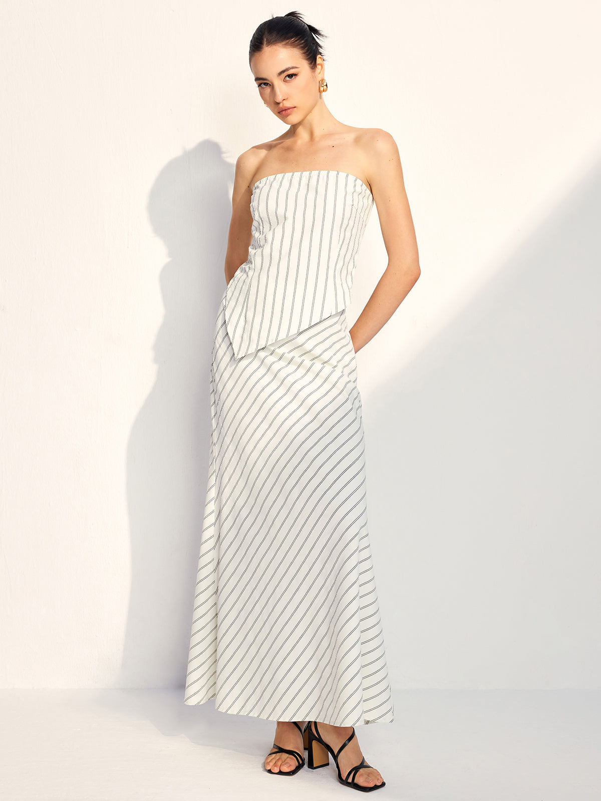 Ensemble jupe tube à rayures asymétriques