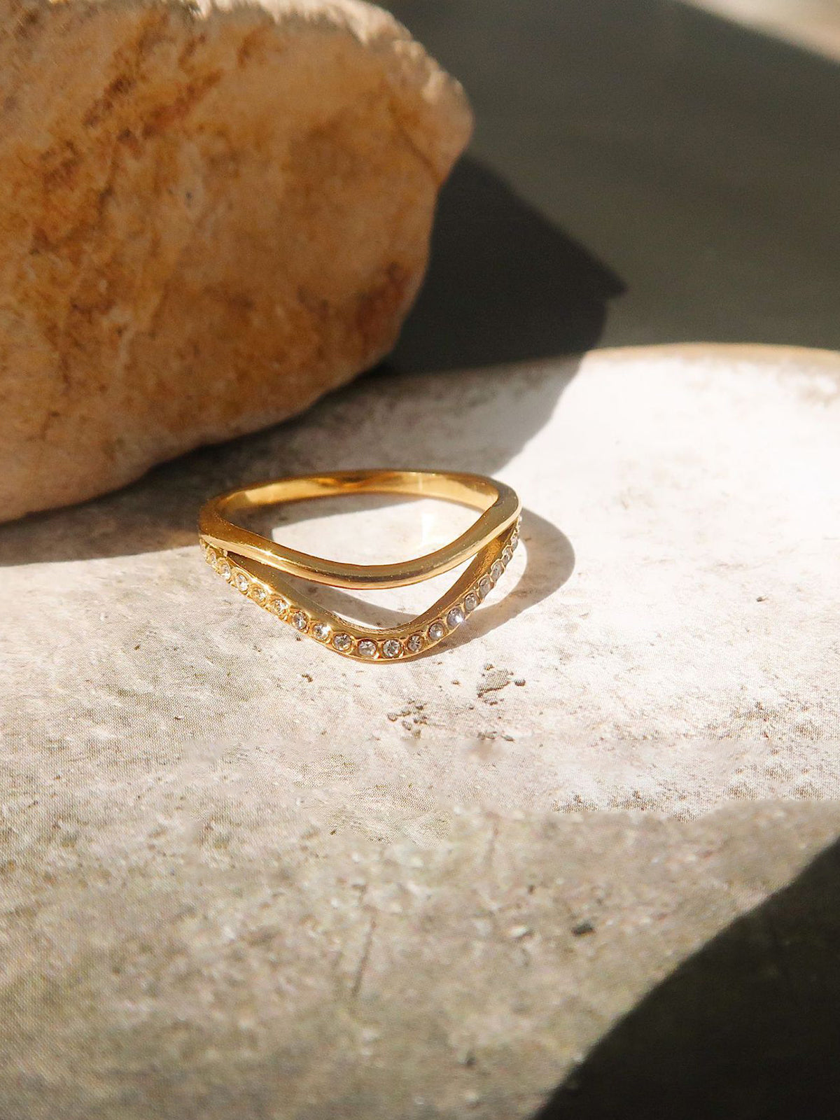 Goldener Diamant-Wellenring