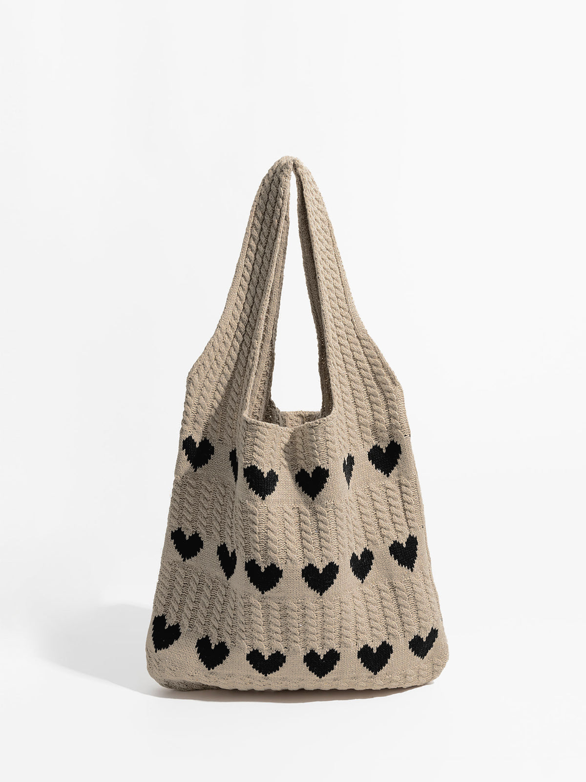 Stricktasche mit Herzmuster