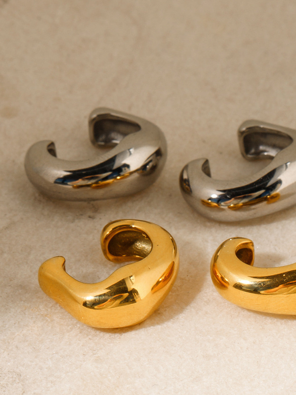 Boucle d'oreille créole épaisse