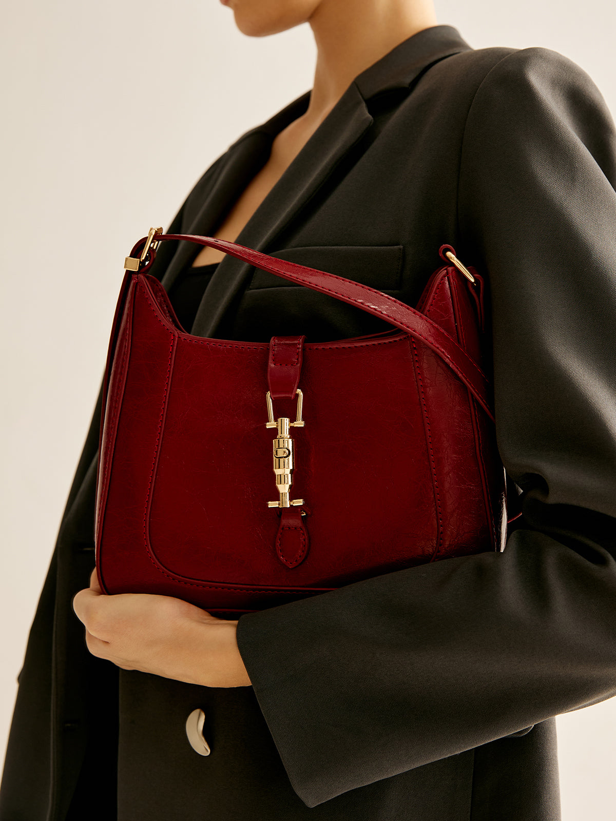 Schultertasche mit Magnetverschluss und Reißverschluss