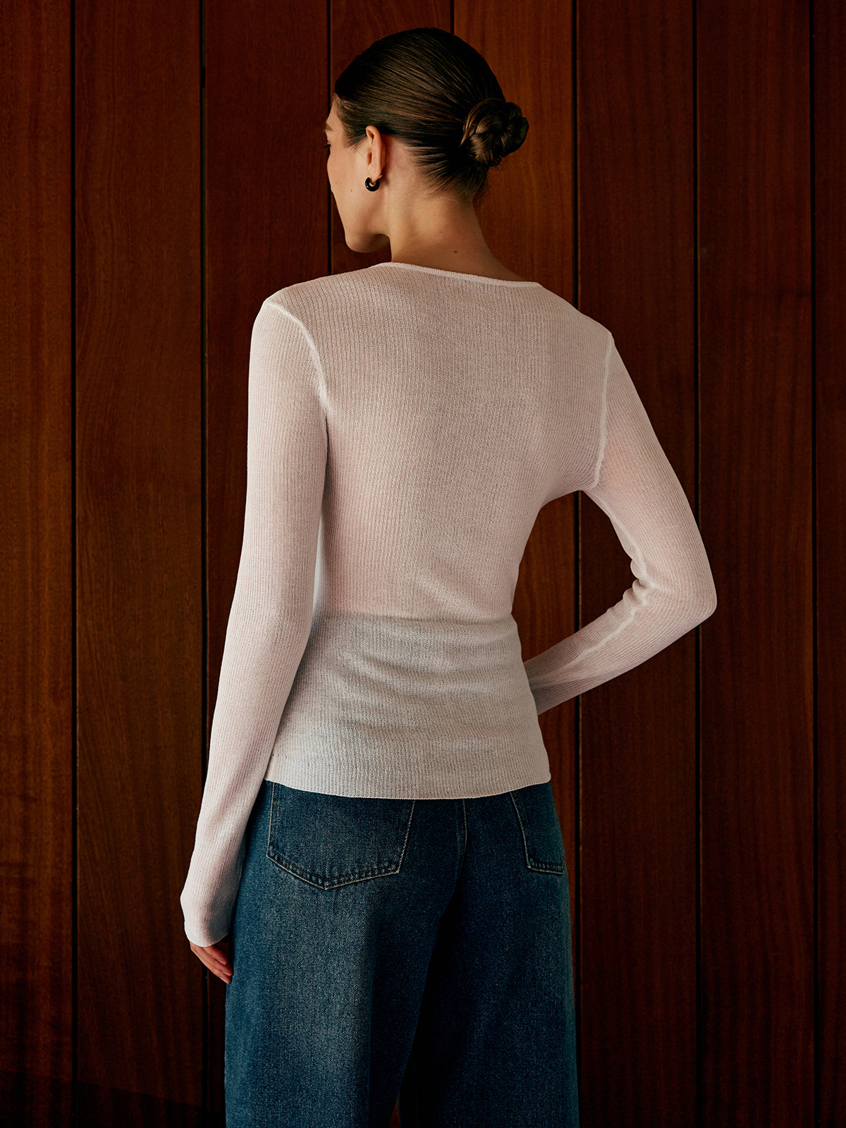 Haut en maille fine et confortable à boutons