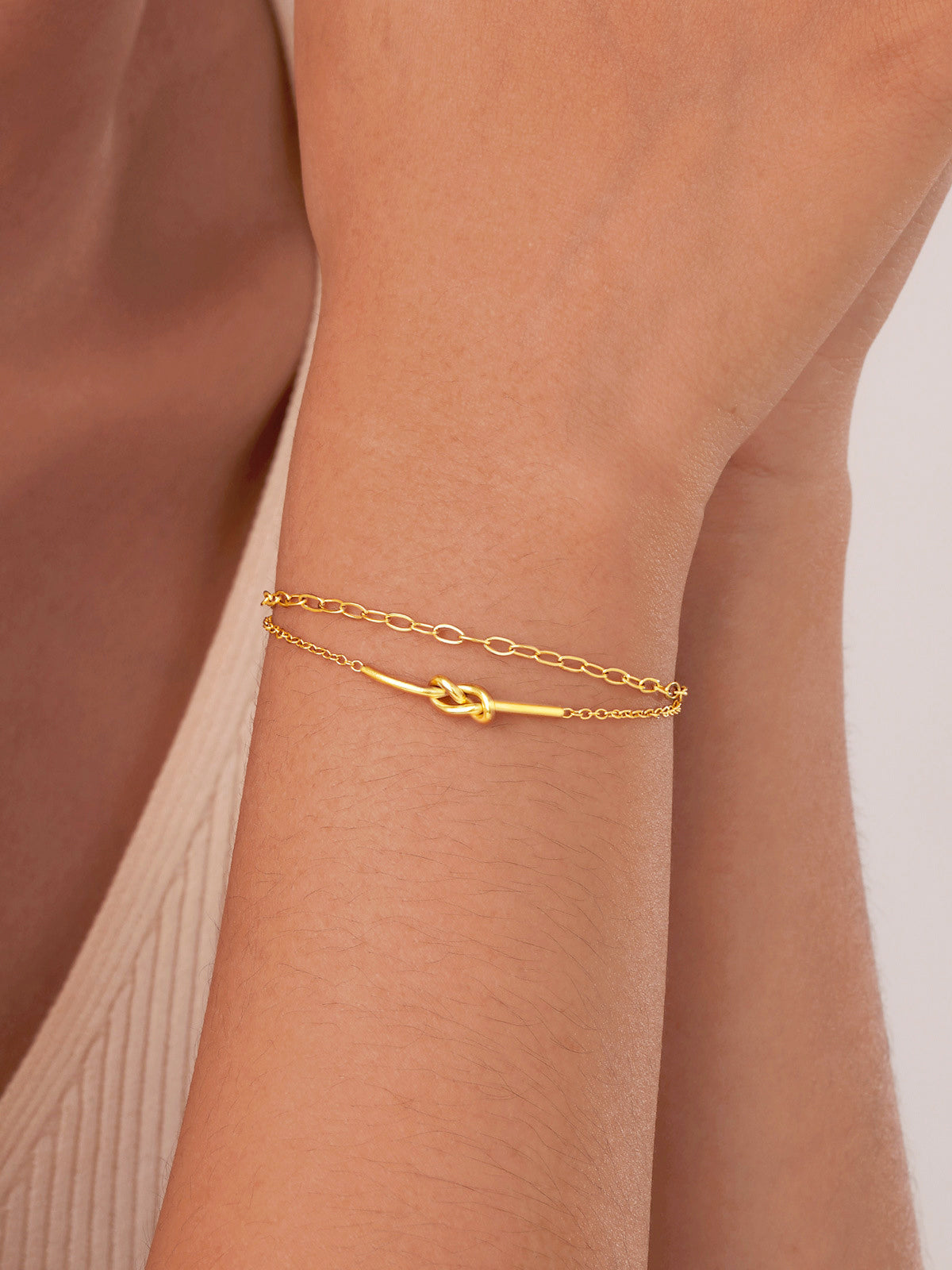 Bracelet élégant à double couche noué