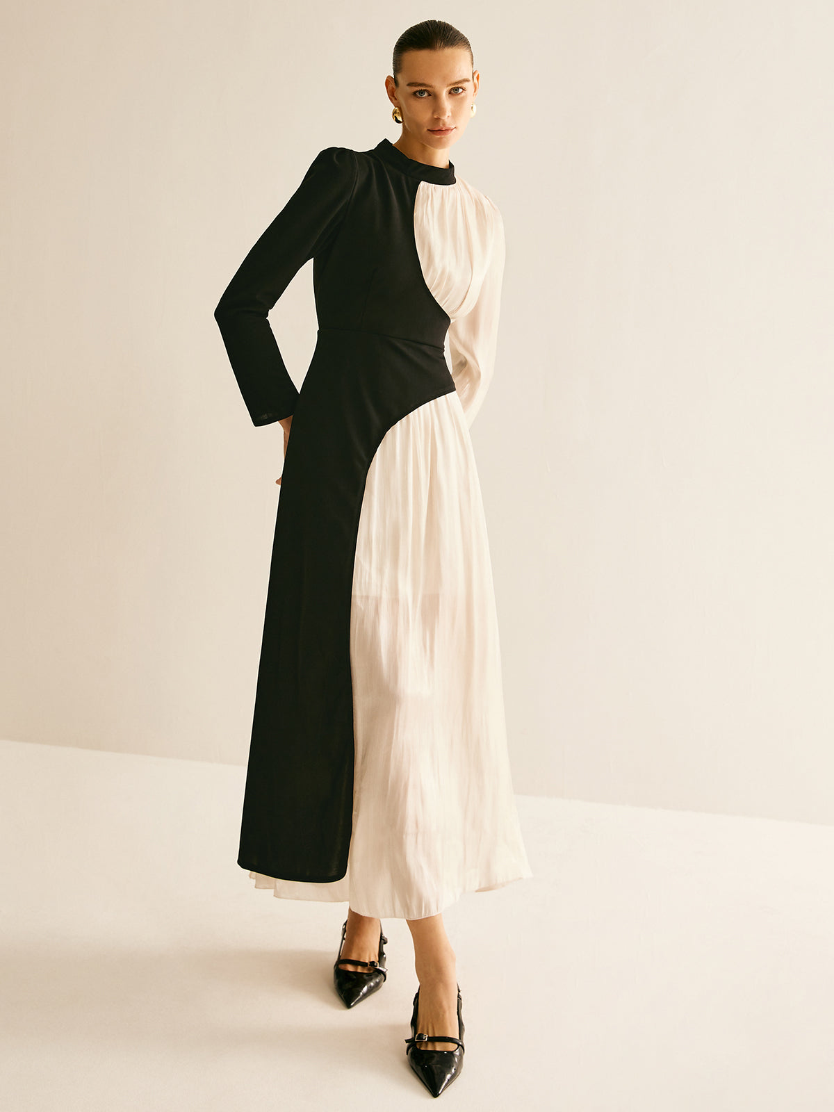 Kleid mit Farbblock-Design und Kordelzug