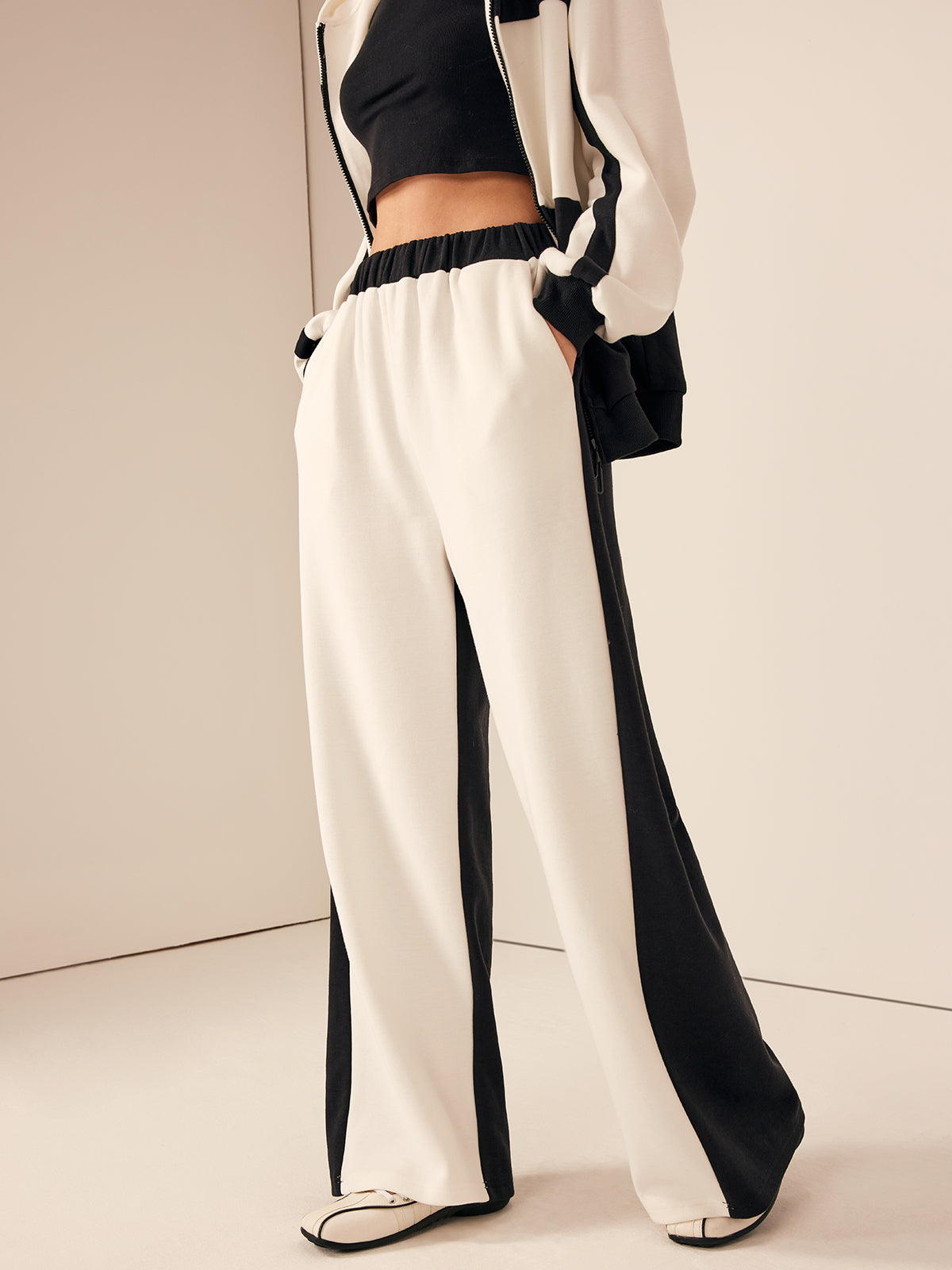 Zweifarbige Jogginghose mit elastischem Bund