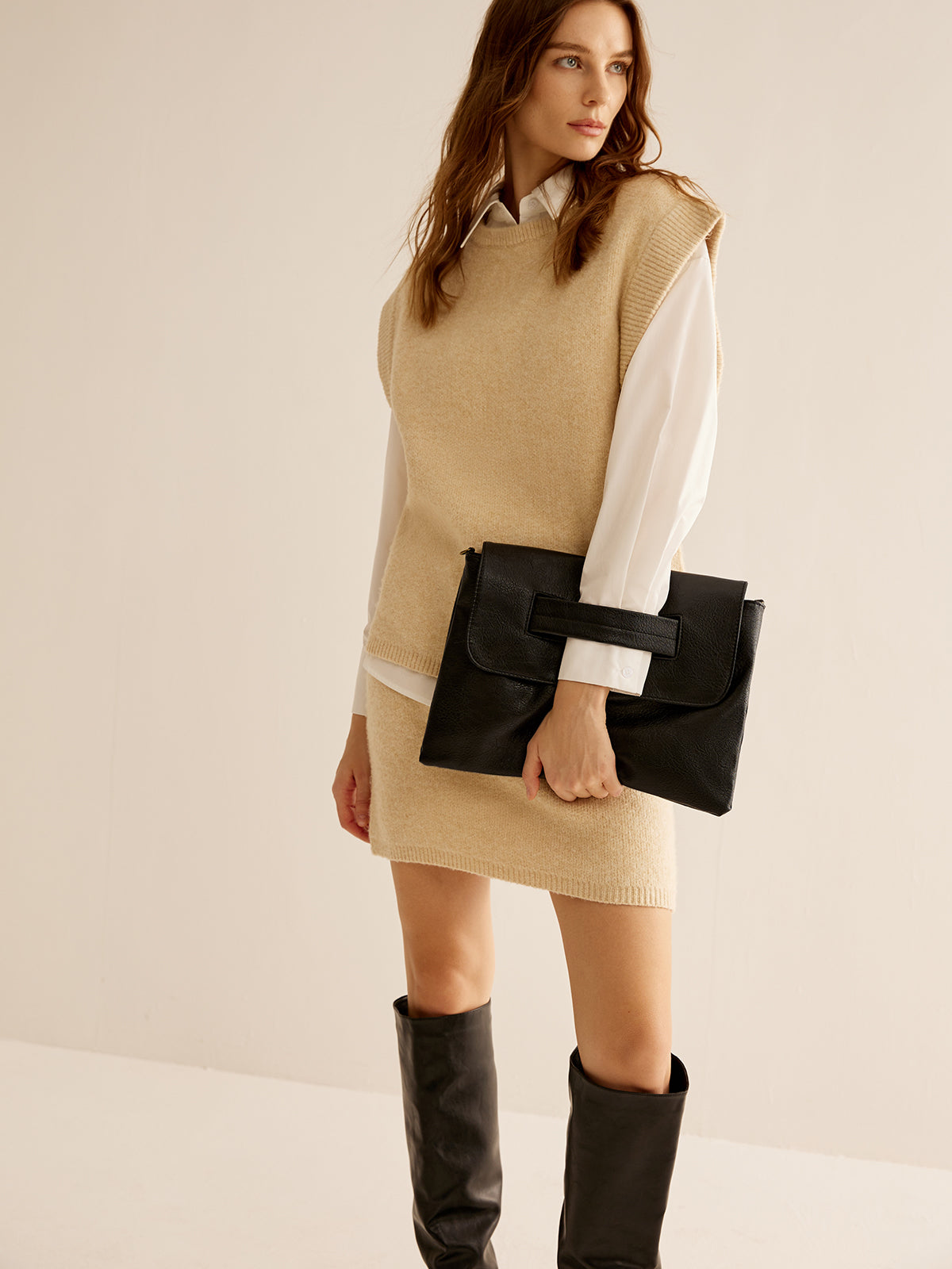 Clutch-Tasche mit großem Fassungsvermögen und weicher Klappe