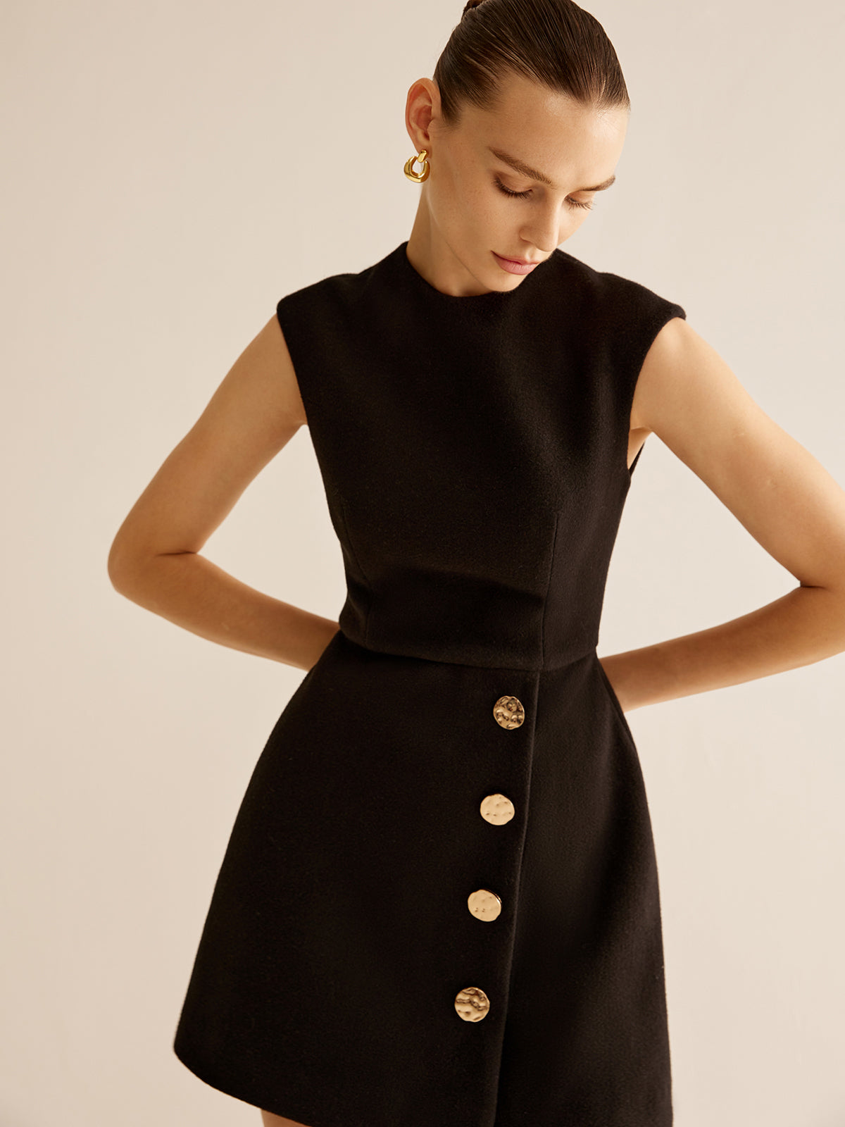 Tankkleid mit Metalldekor und Reißverschluss