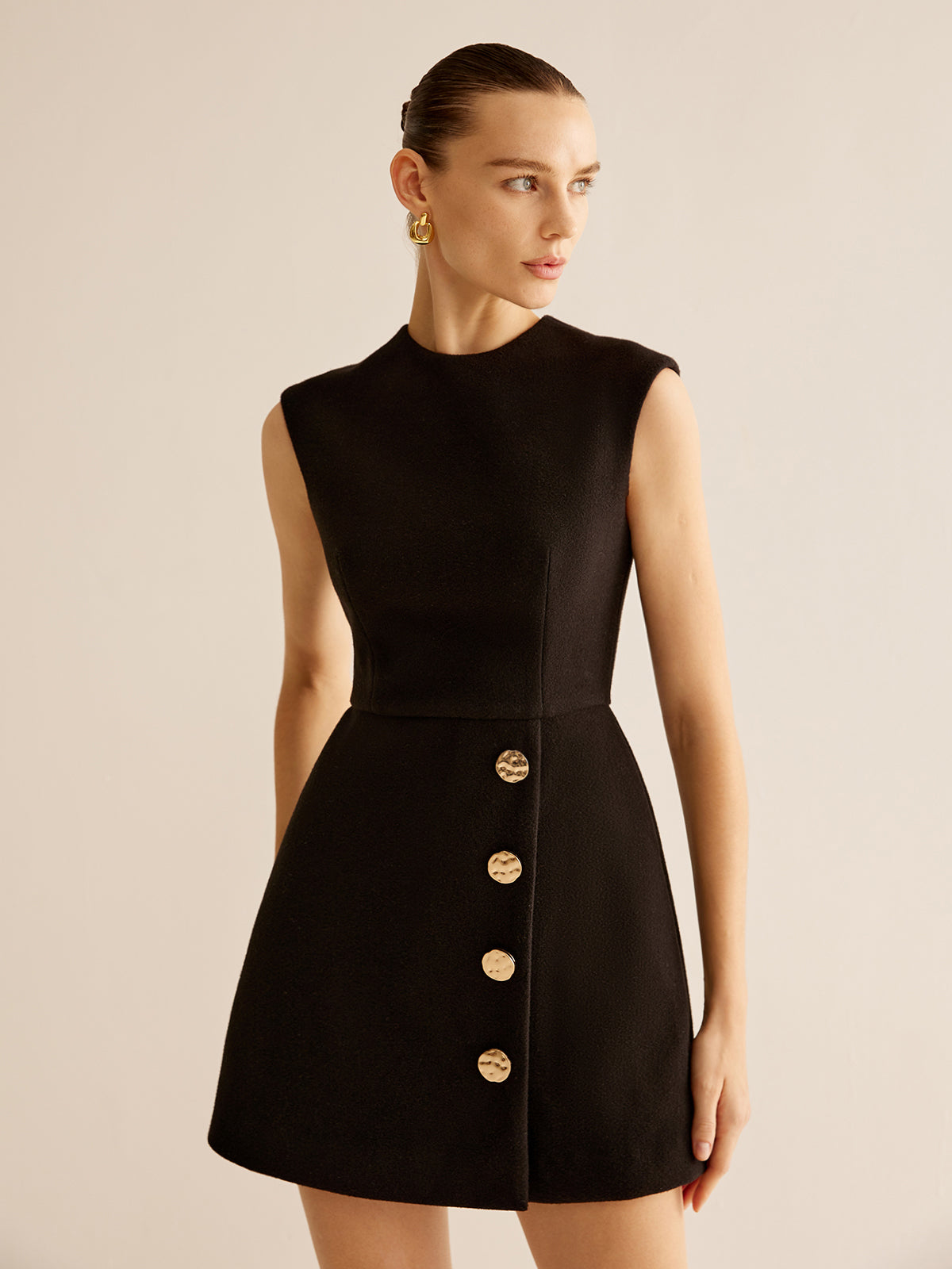 Tankkleid mit Metalldekor und Reißverschluss