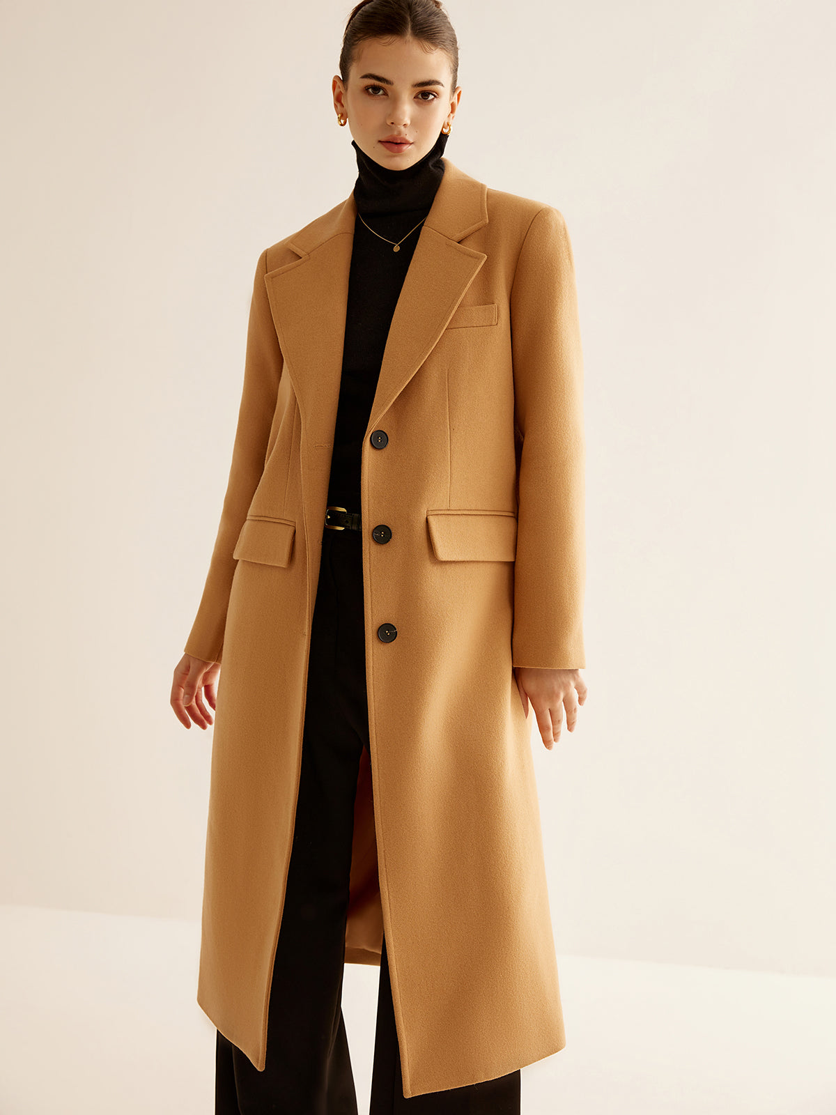 Manteau long minimaliste en laine mélangée