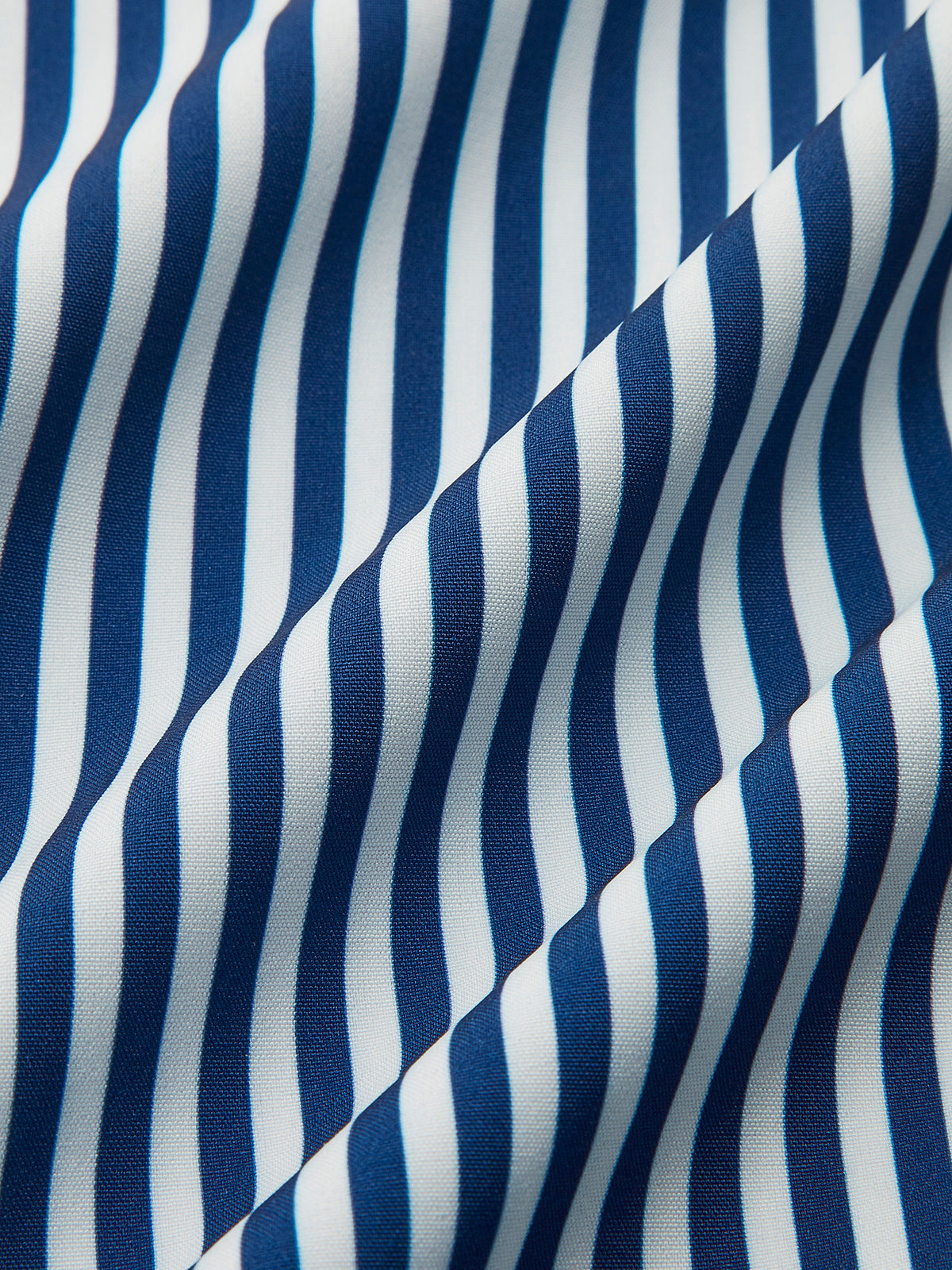 Gestreiftes Poloshirt mit Rüschenärmeln