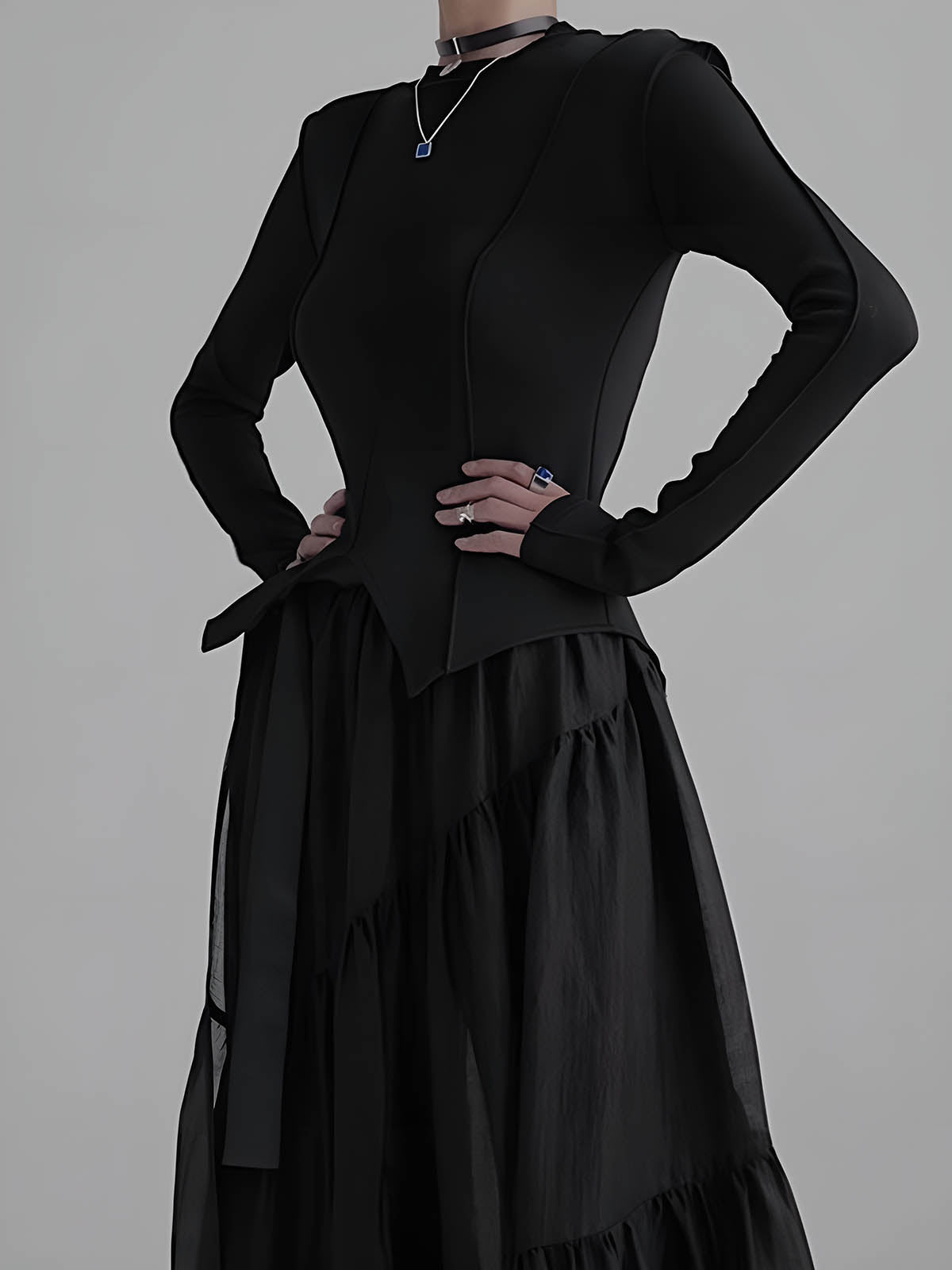 Blouse slim en jersey à passepoil