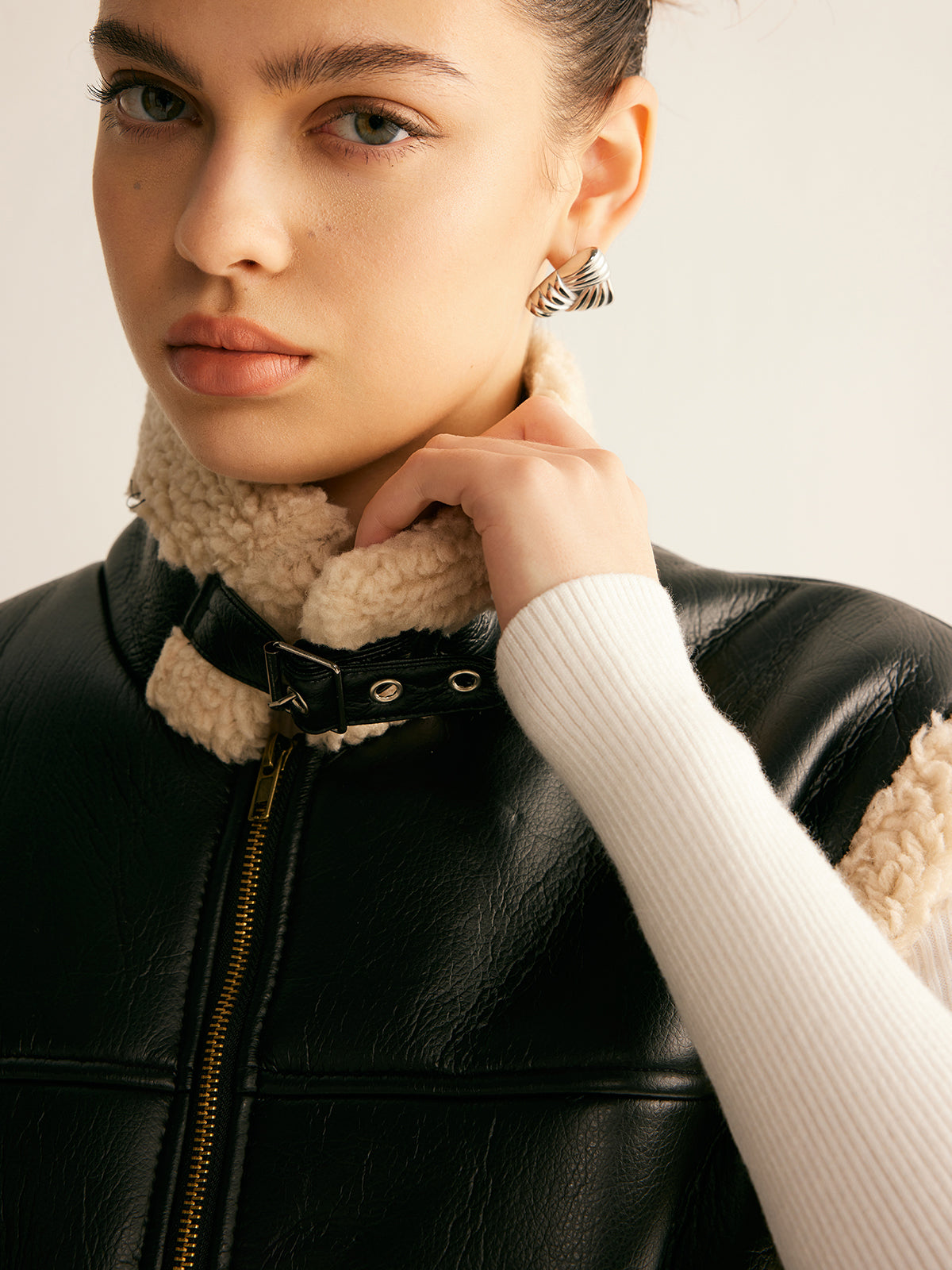 Teddygefütterte PU-Lederweste