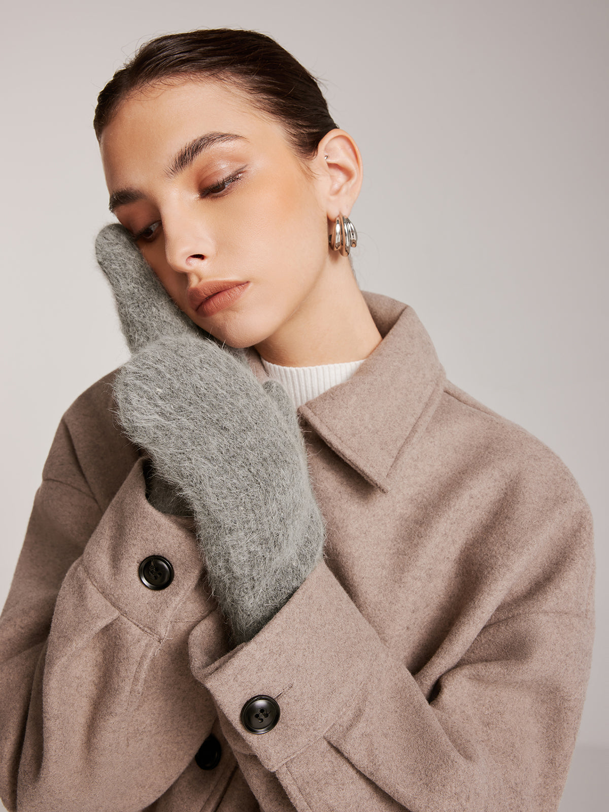 Plüschige, warme Handschuhe aus Kaninchenfell