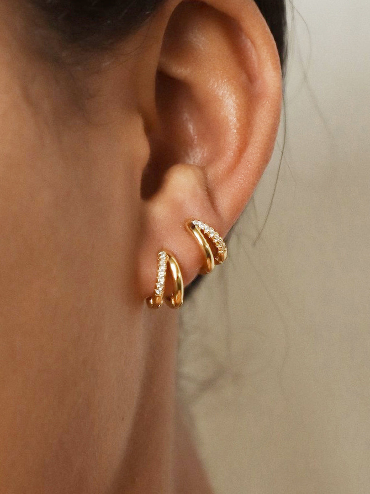 Boucles d'oreilles créoles doubles en strass