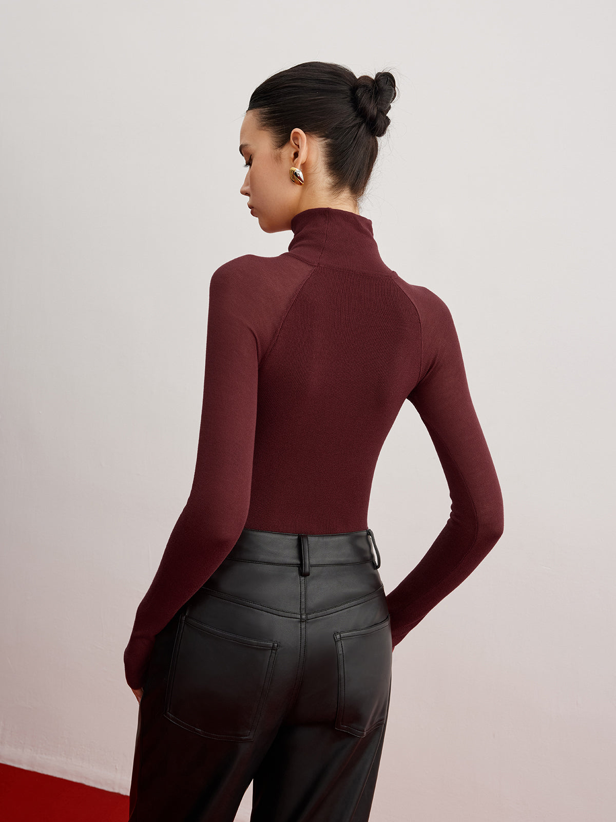 Skinny-Sweater mit transparenten Ärmeln