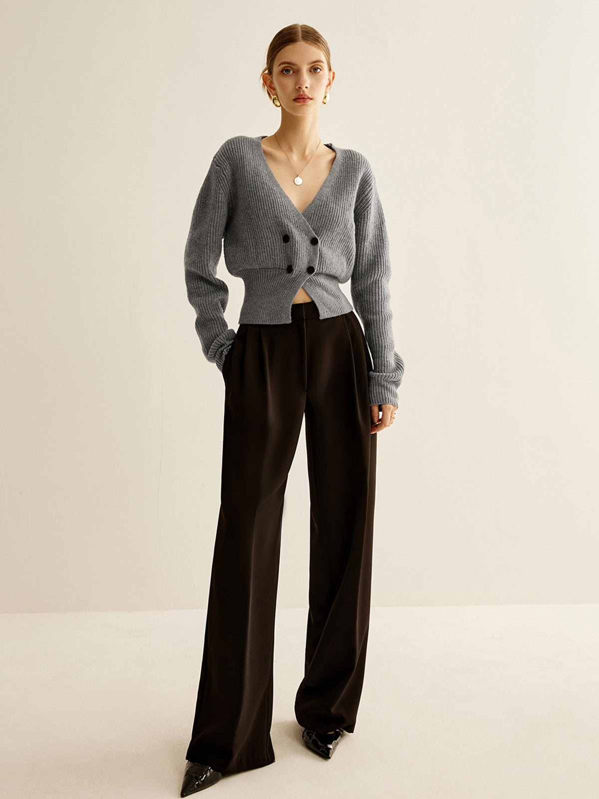 Cardigan mit V-Ausschnitt und Knopfleiste