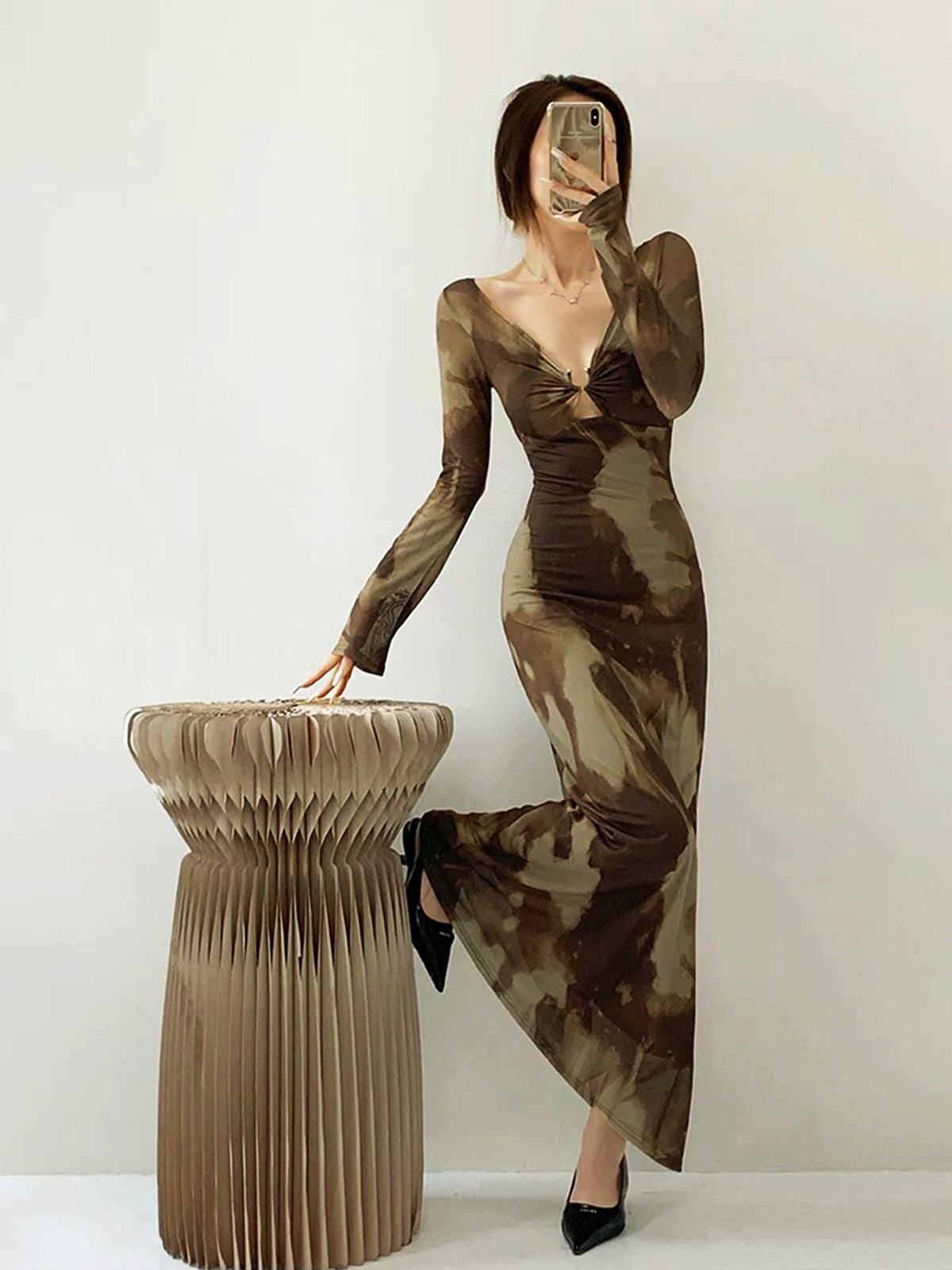 Semi-Sheer U-Ring Ombre Slim Dress