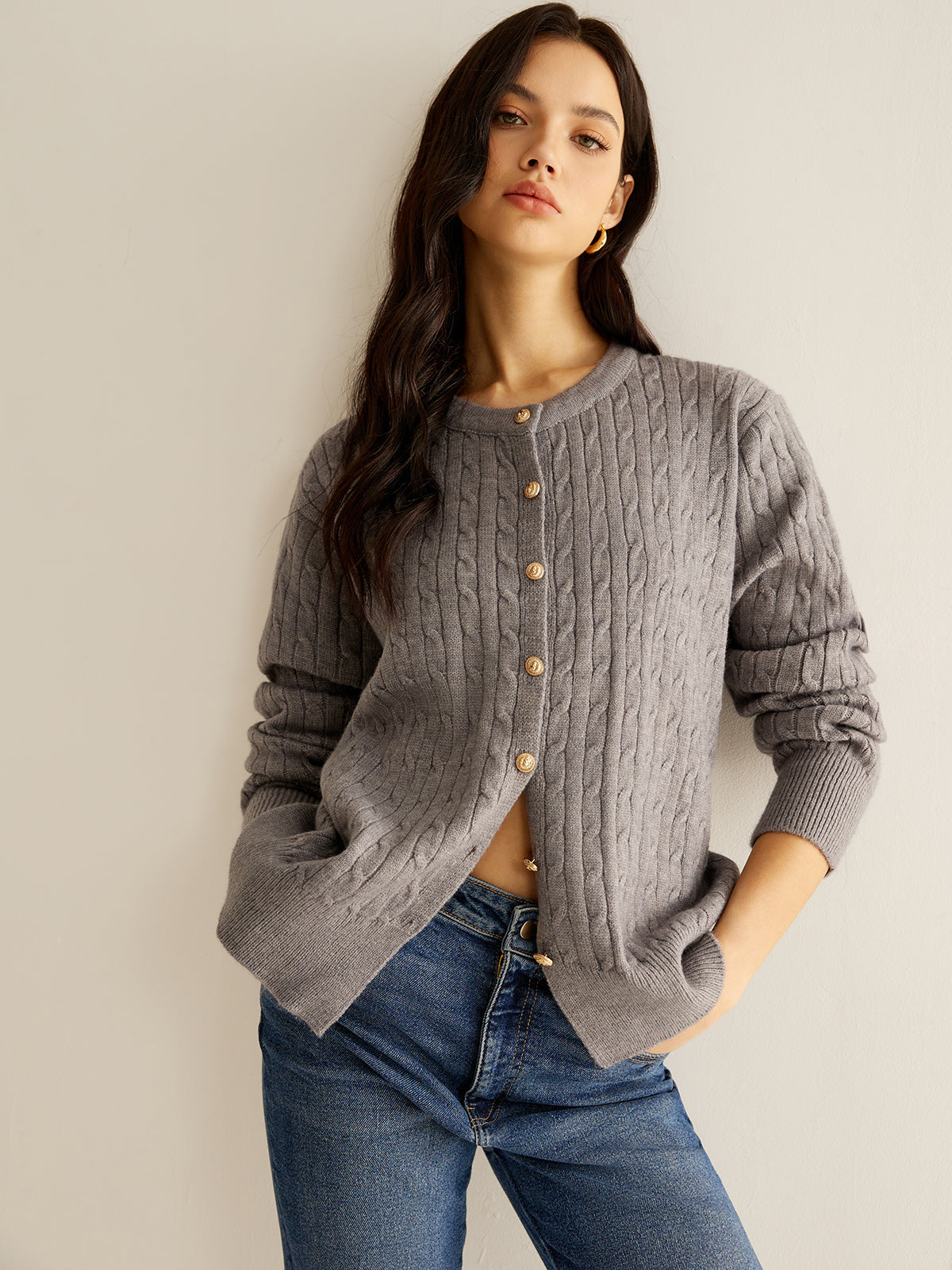 Cardigan slim à boutons torsadés