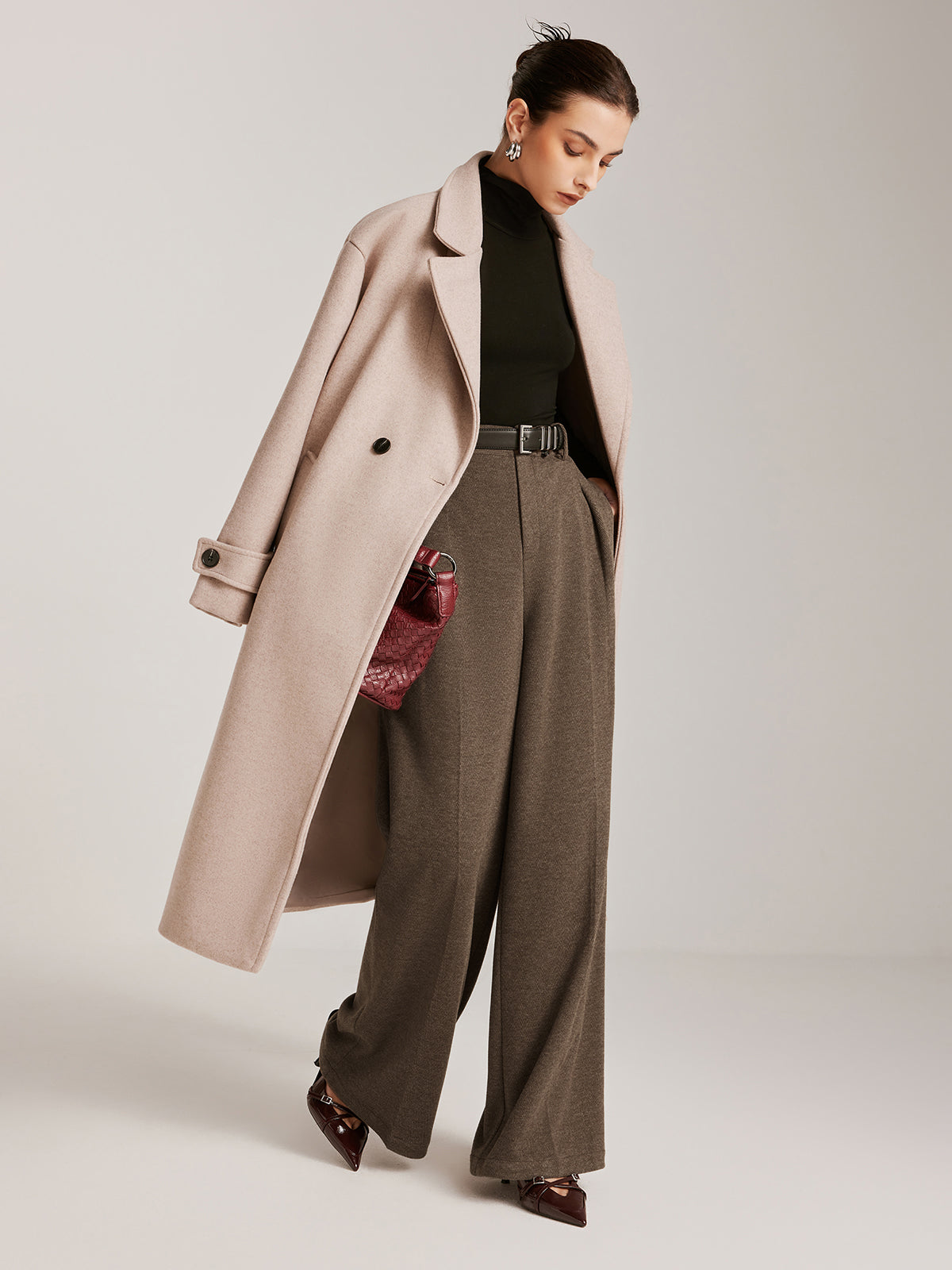 Weit geschnittene Hose aus Wollmischung mit Chevron-Muster, ohne Gürtel