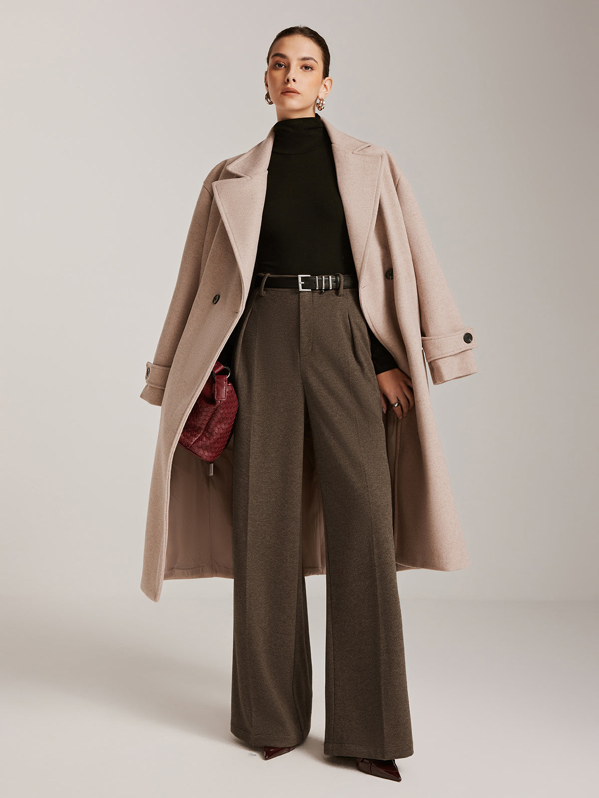 Weit geschnittene Hose aus Wollmischung mit Chevron-Muster, ohne Gürtel