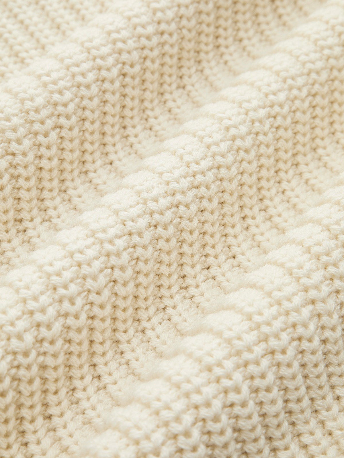 Pull court à manches cloche en laine mélangée