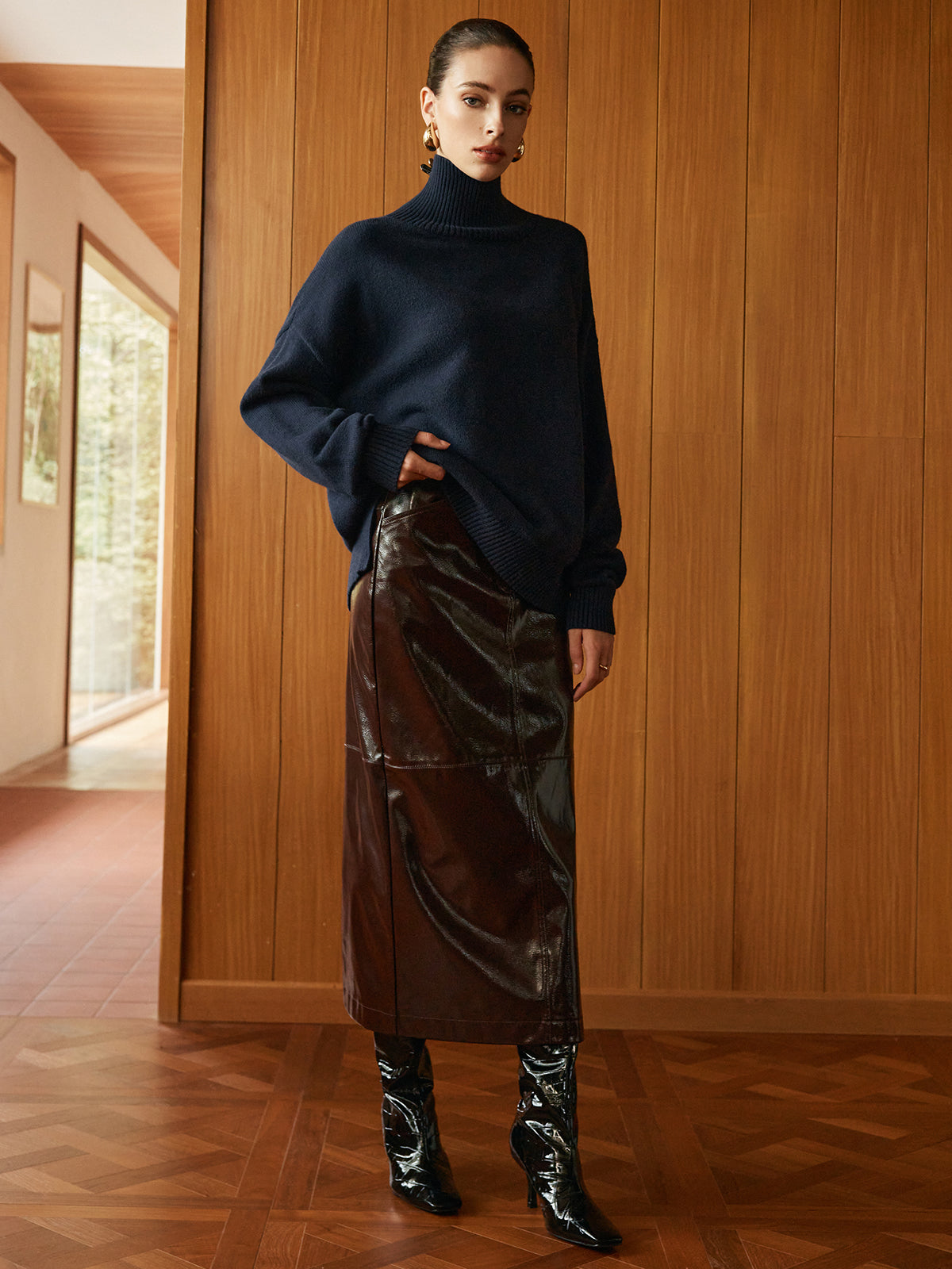 Rock aus Kunstleder mit Taschenschlitz