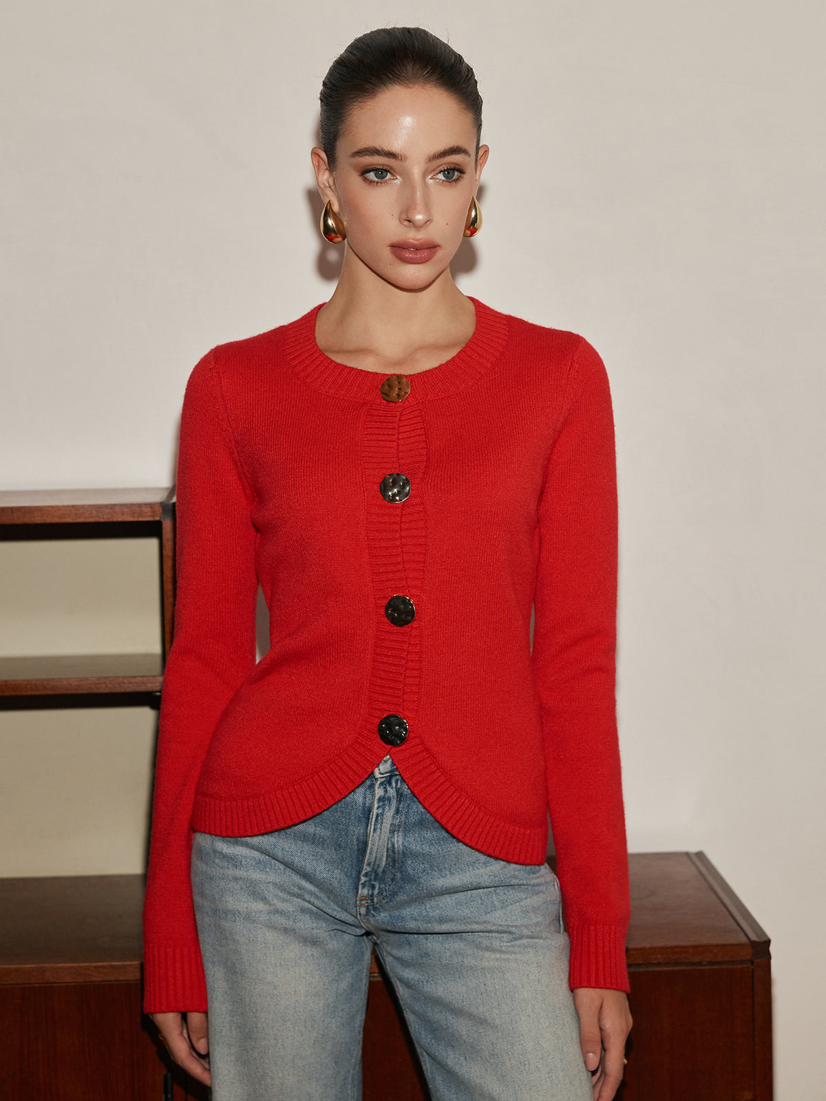 Cardigan élégant fendu à boutons métalliques