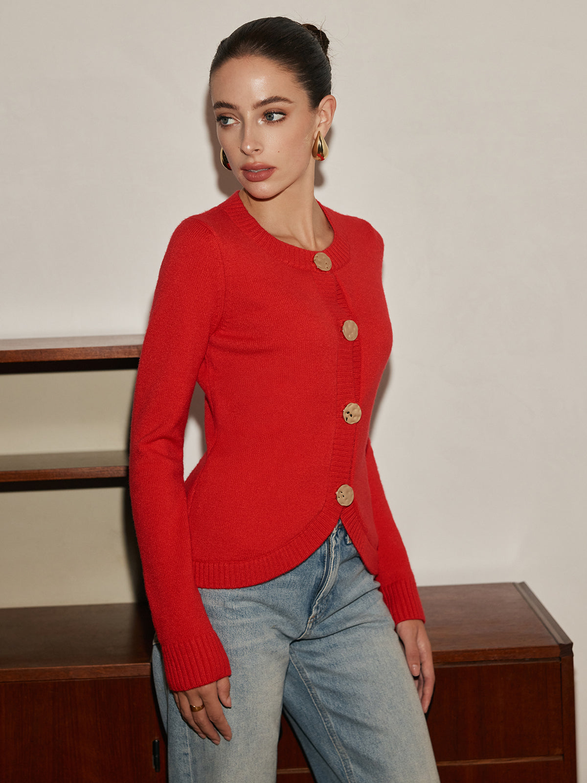 Cardigan élégant fendu à boutons métalliques