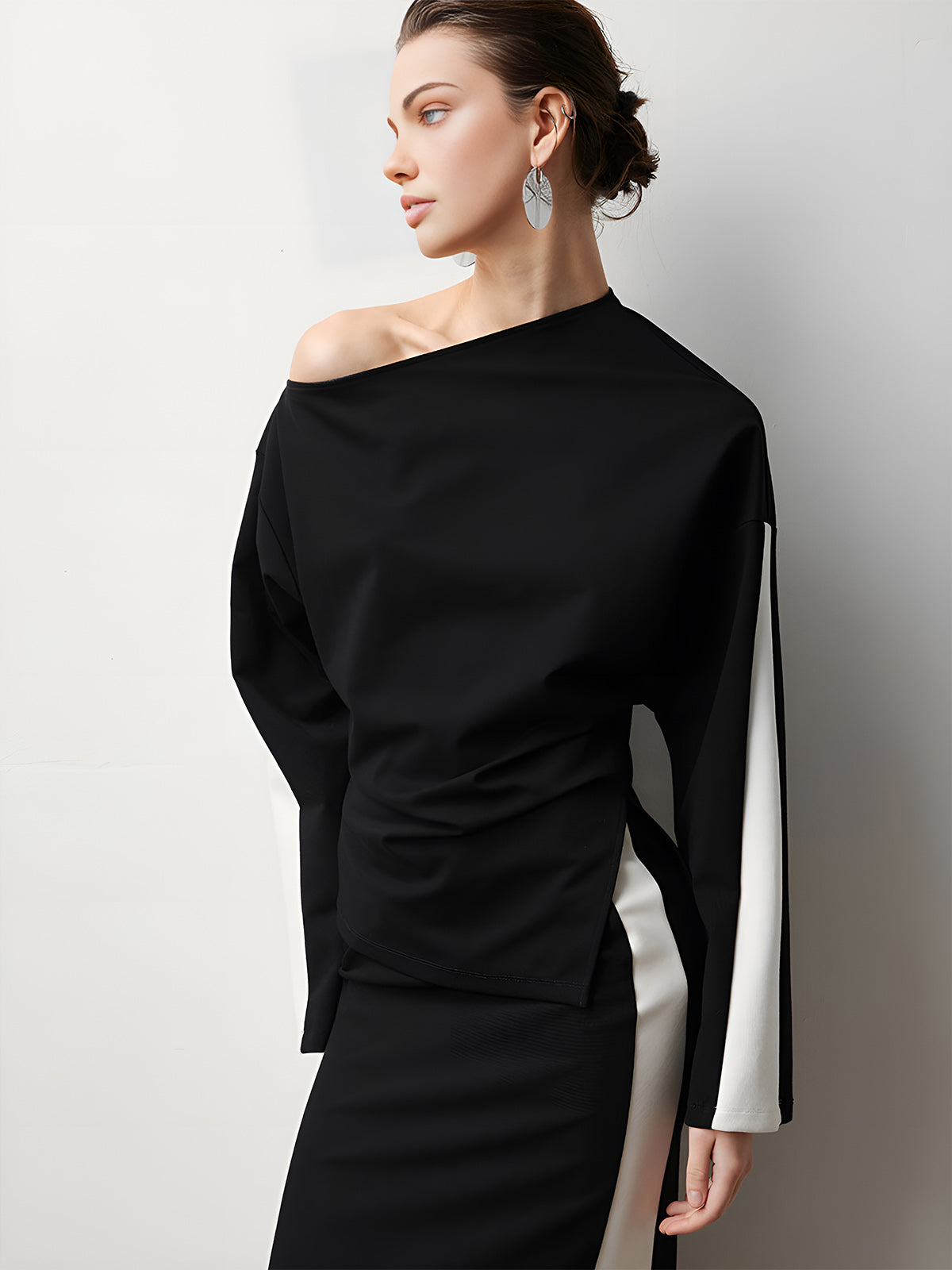 T-shirt jersey à blocs de couleur asymétriques