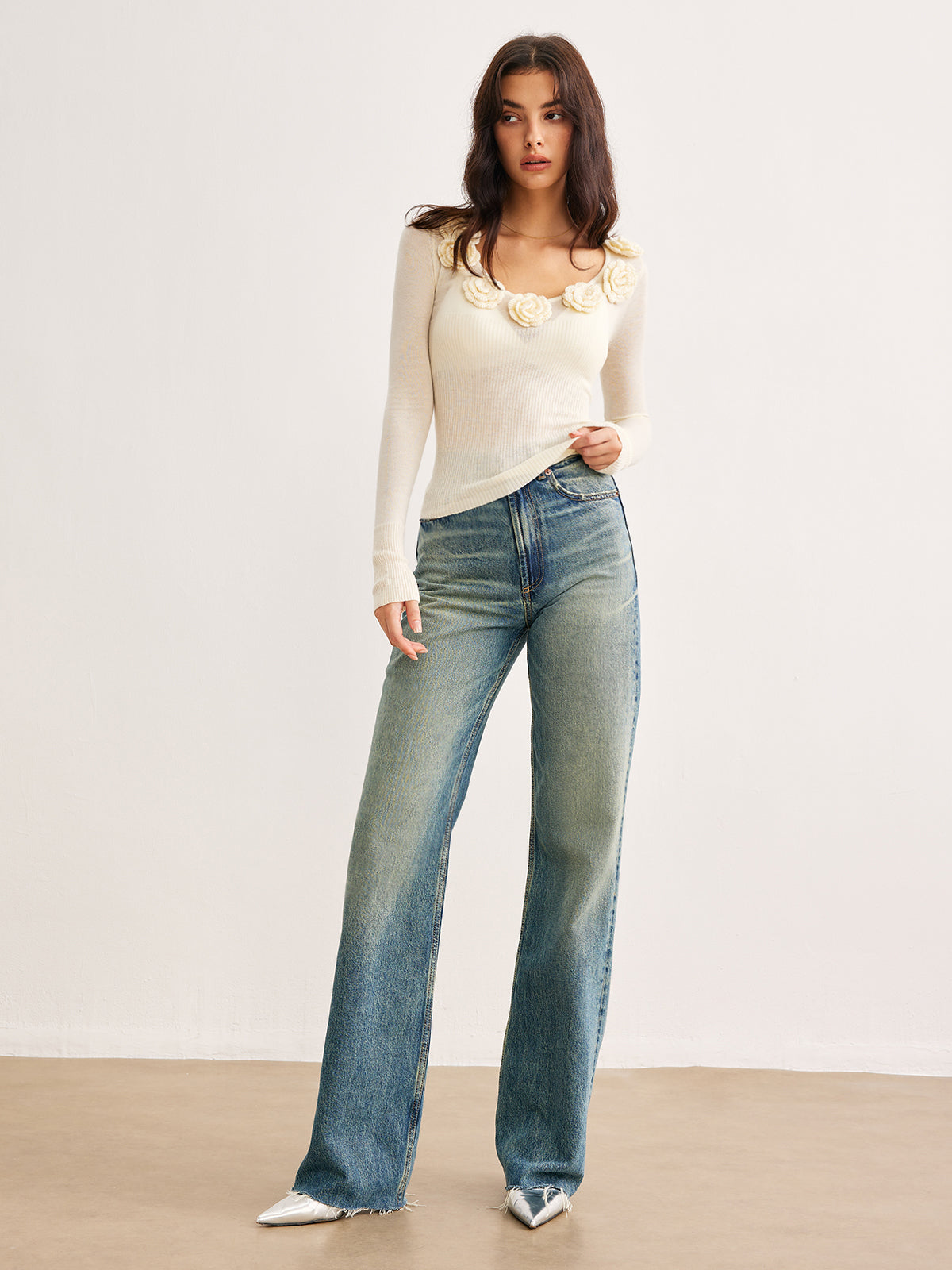 Haut en maille semi-transparente à fleurs 3D