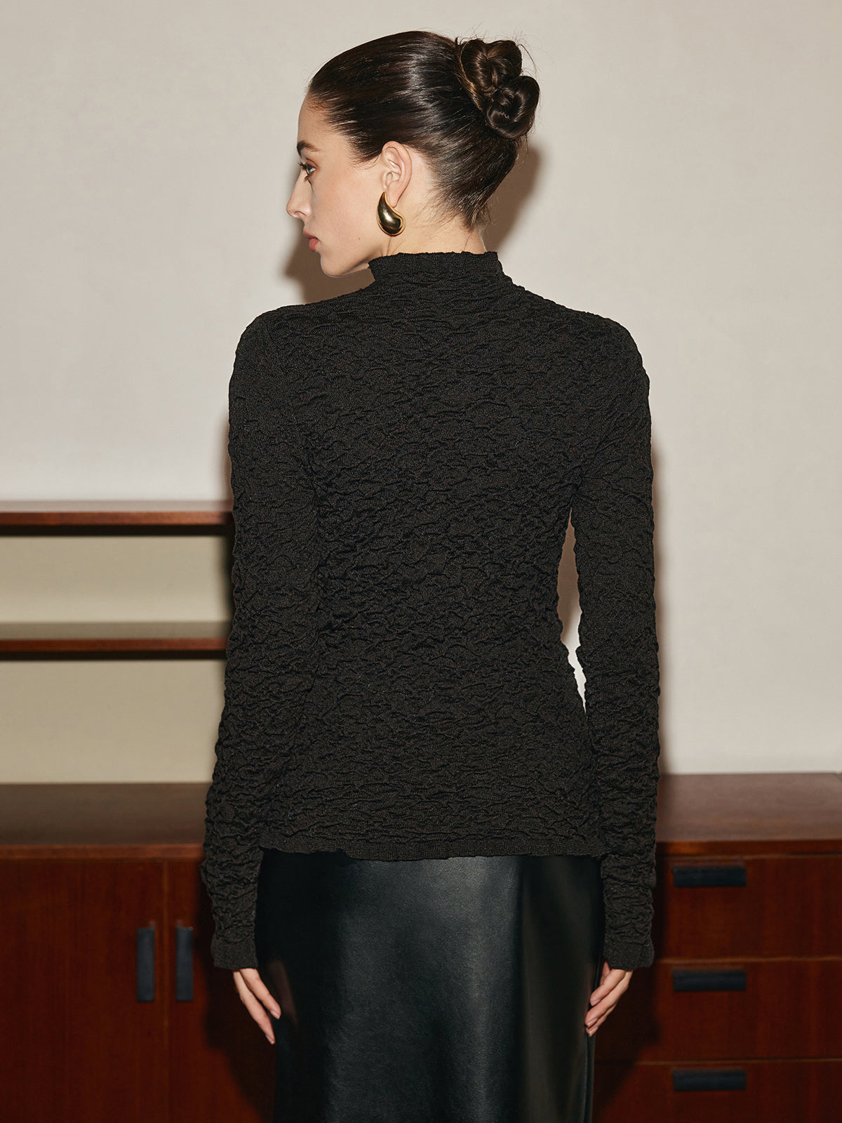 Crinkle-Pullover mit Salatbesatz