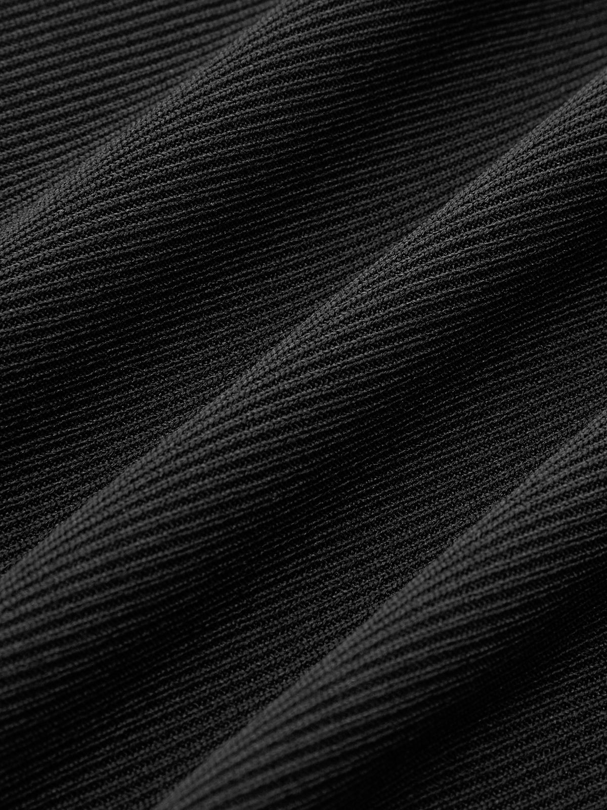 Robe longue moulante en maille à volants