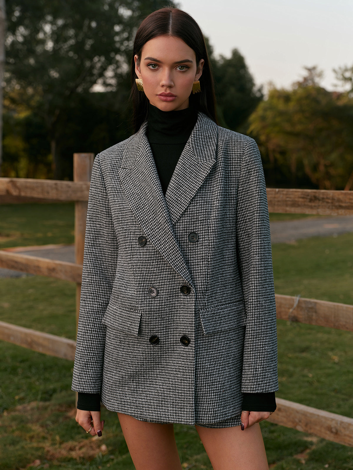 Tweed-Blazer mit Hahnentrittmuster und Knöpfen