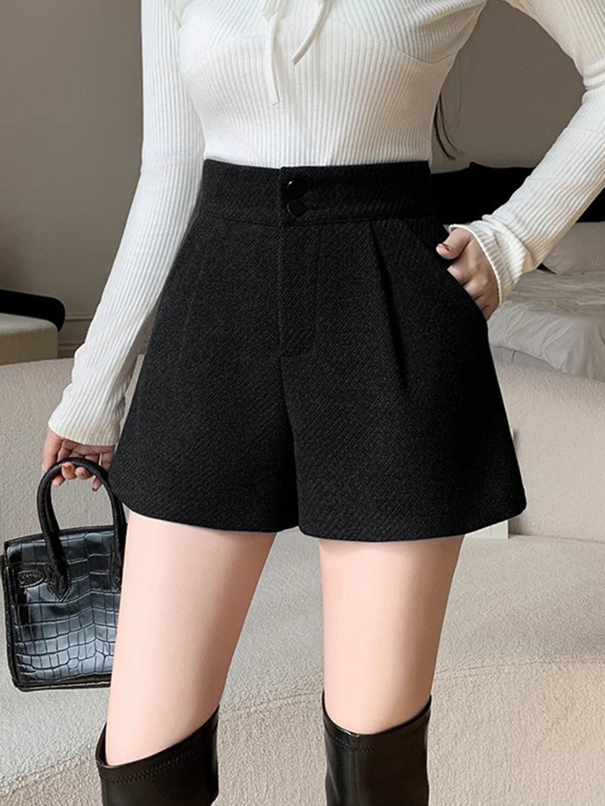 Short ample en tweed à poches, taille mi-haute