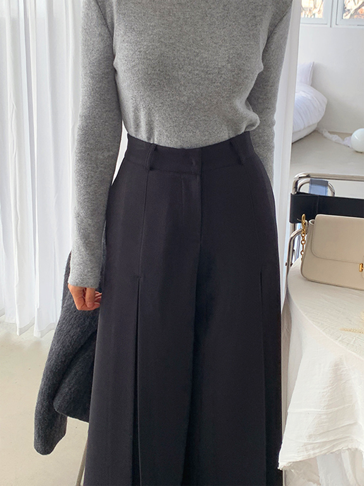 High-Waist Plissée Hose mit weitem Bein