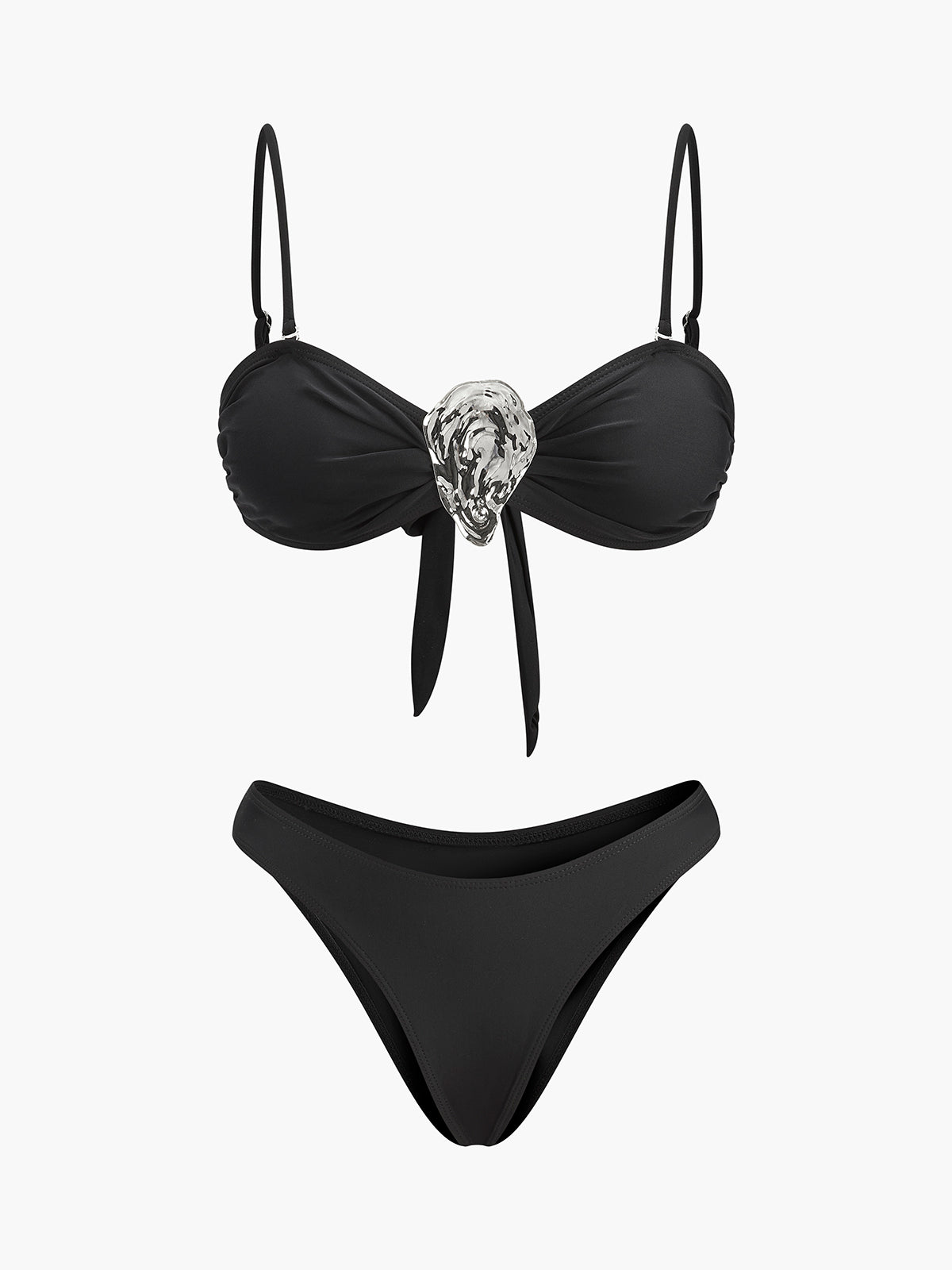 Bikini-Set mit Metallakzenten und Bindedetail vorne
