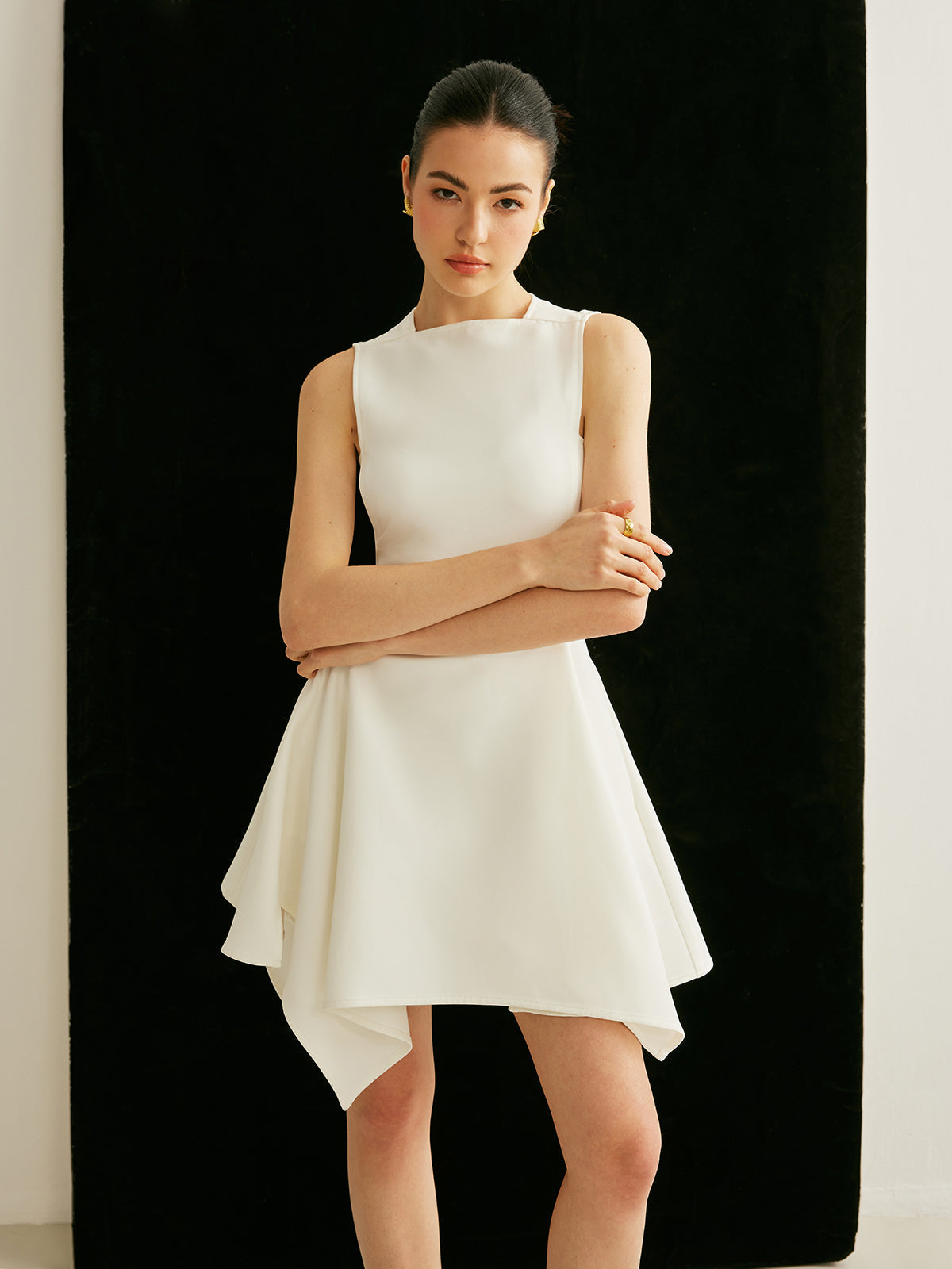 Robe asymétrique à détail de poche