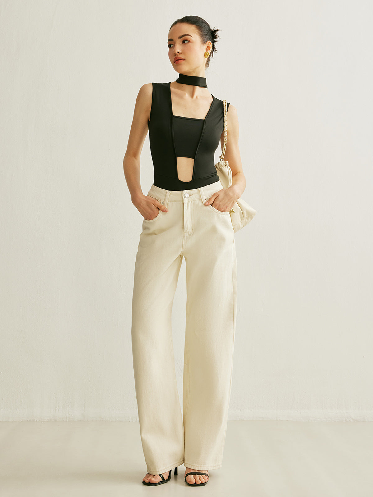 Body athleisure sans manches à découpes