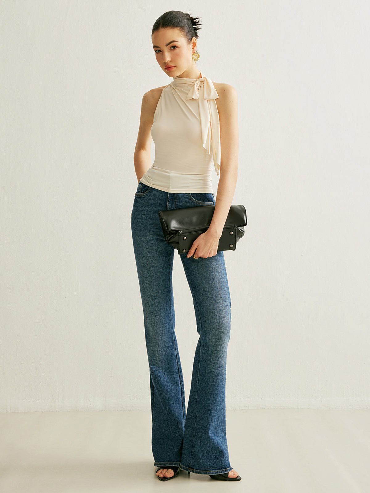 Haut dos nu à nouer