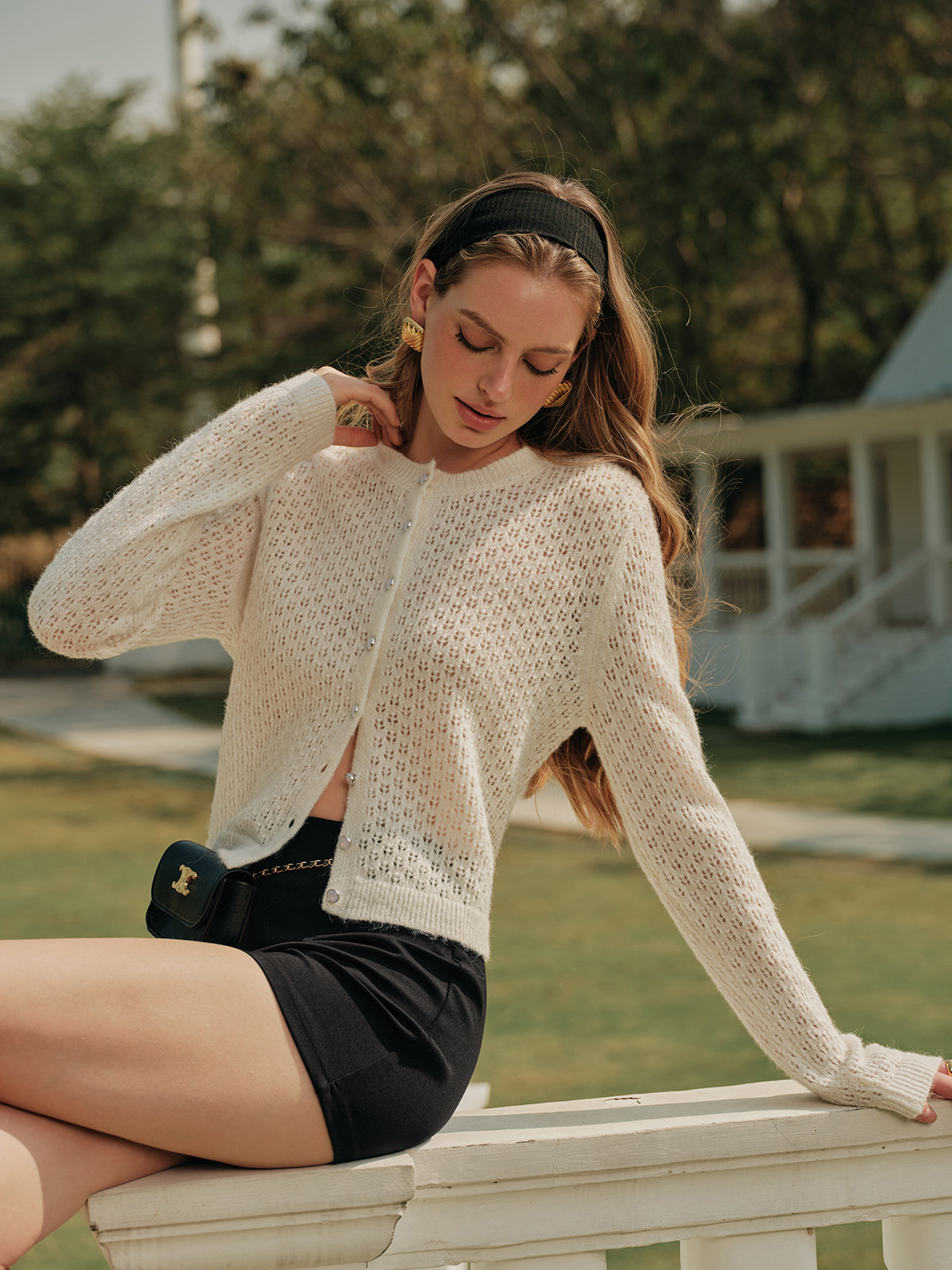 Cardigan en crochet boutonné