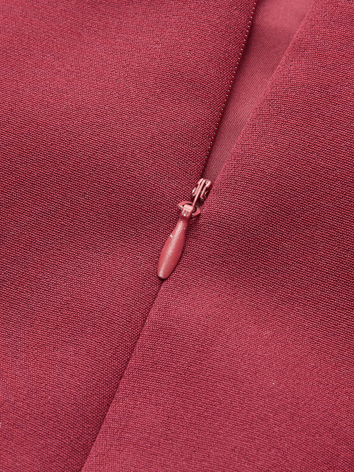 A-Linien-Rock mit mittelhohem Bund und Blütenblattdetail