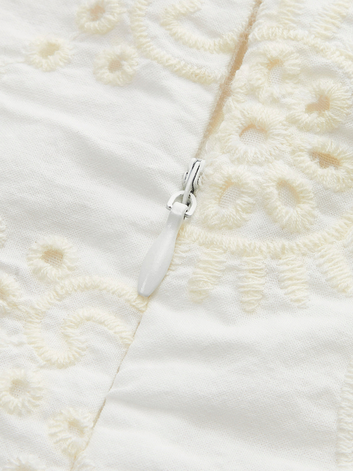 Robe bohème semi-transparente à lacets