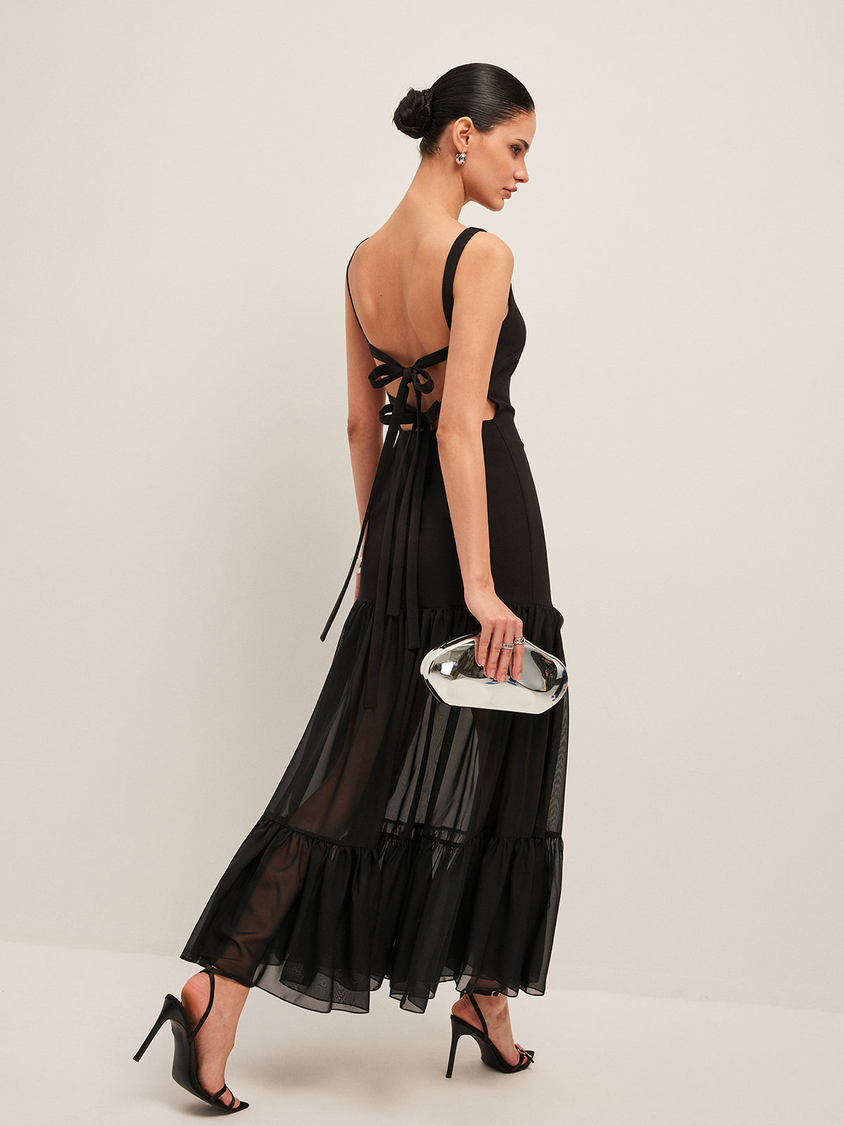 Robe à Volants avec Ourlet à Panneau Transparent et Nœud au Dos
