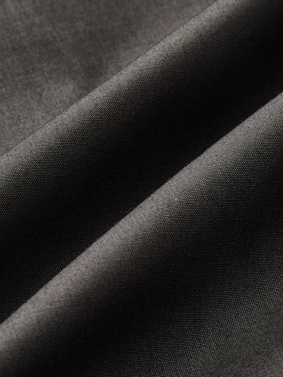 Robe à bretelles froncées