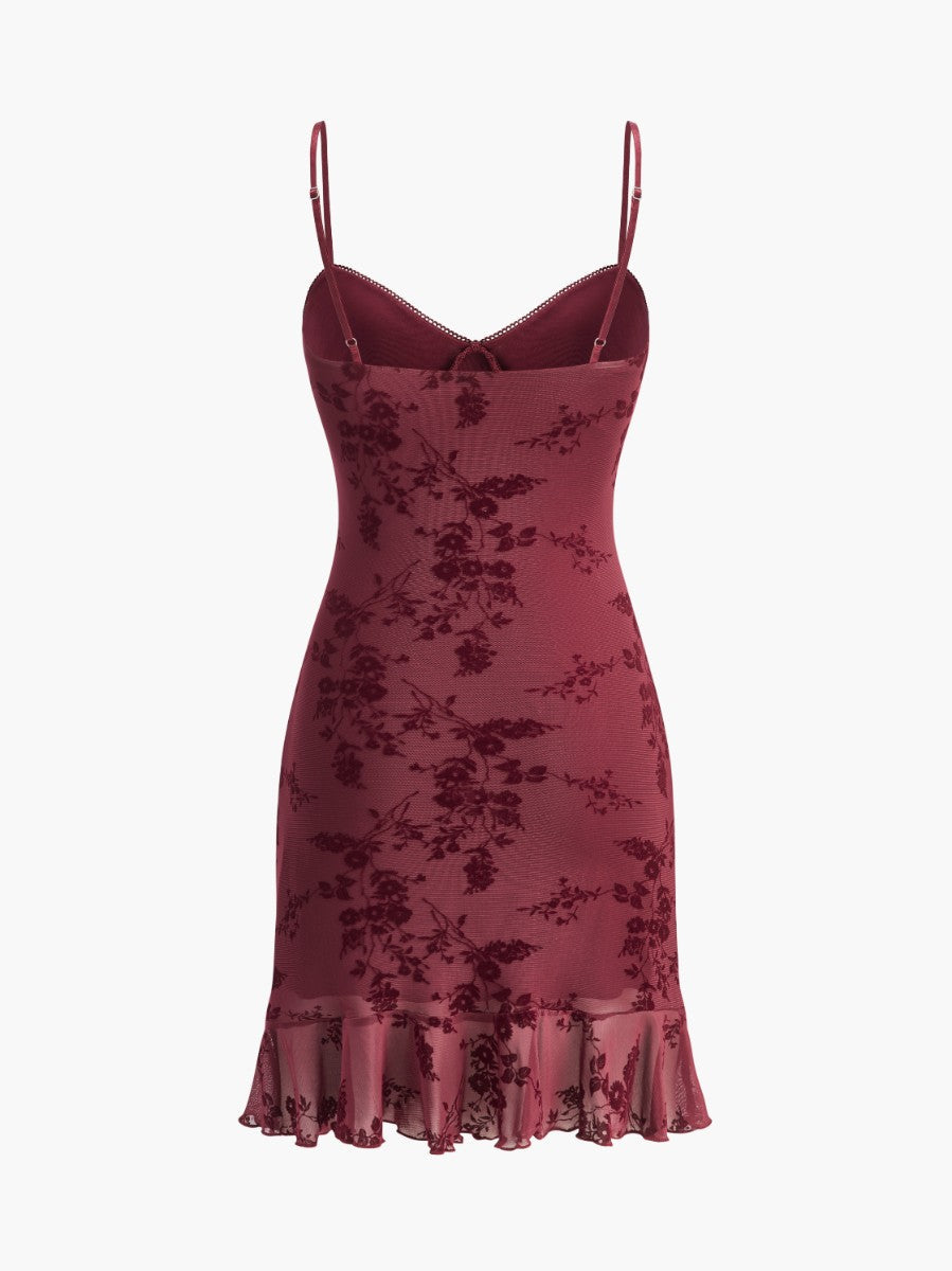 Blumenkleid mit Rüschensaum und Spaghettiträgern