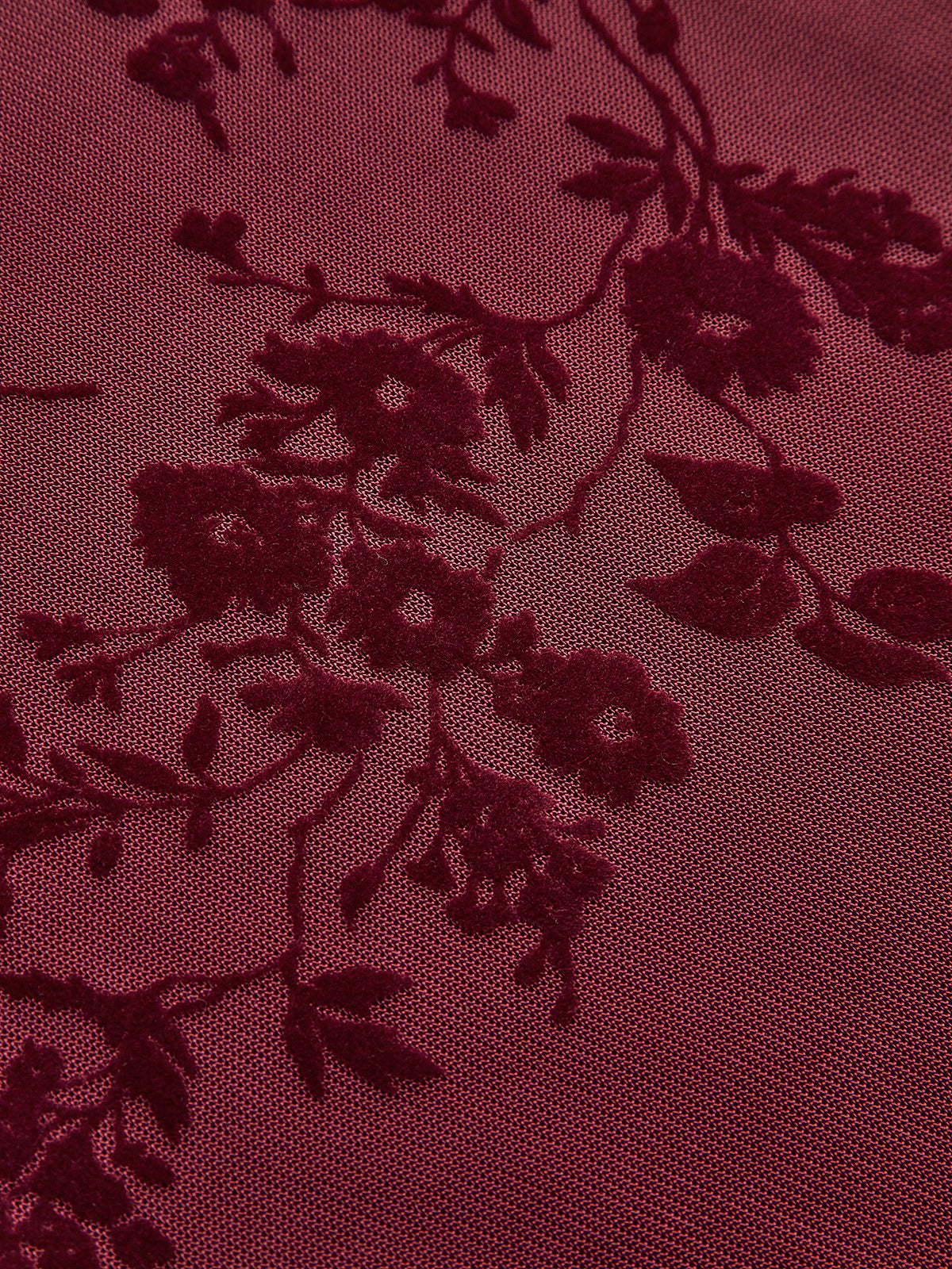 Blumenkleid mit Rüschensaum und Spaghettiträgern