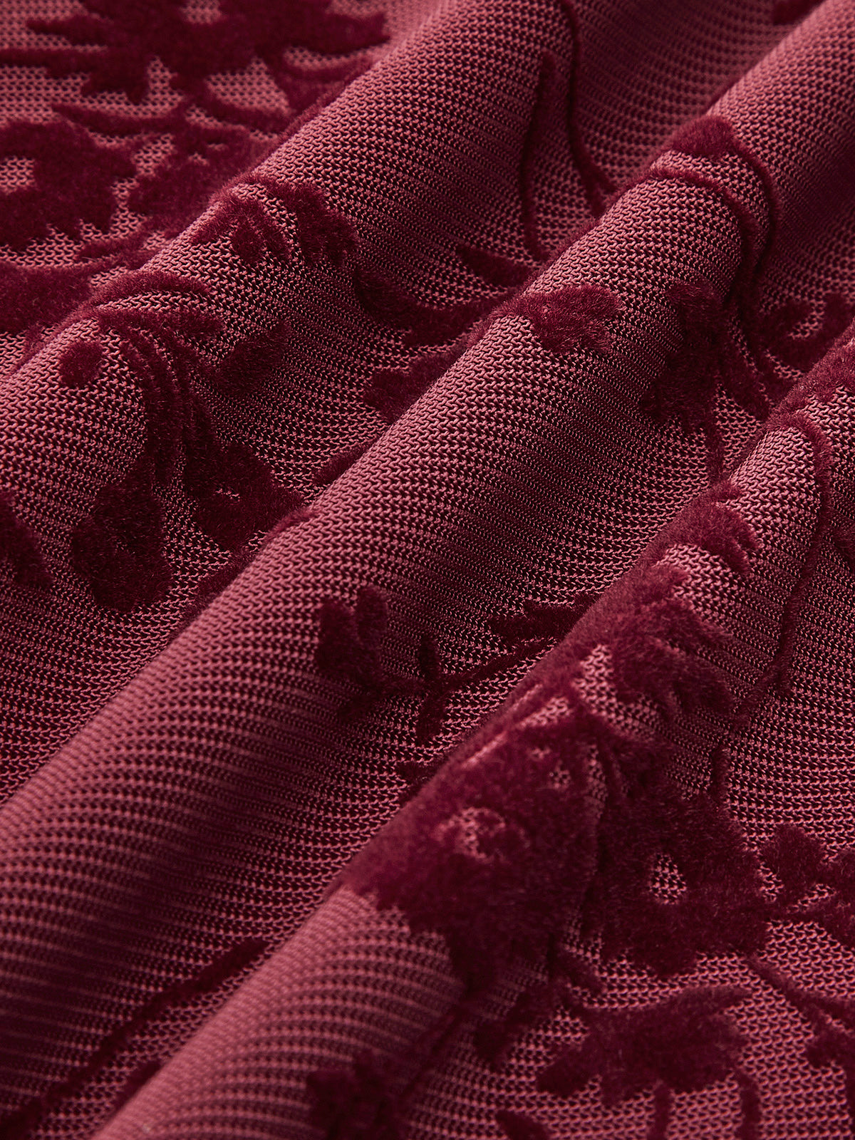 Blumenkleid mit Rüschensaum und Spaghettiträgern