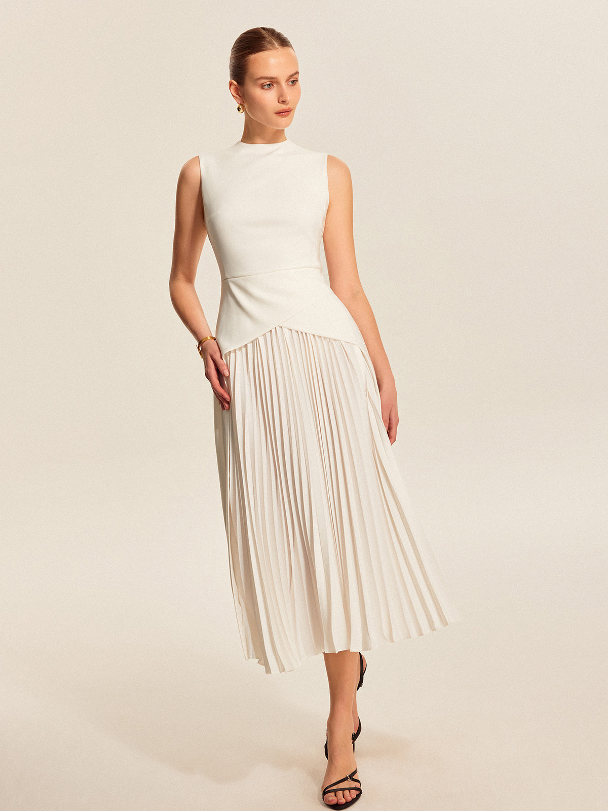 Sleeveless Pleated Dress