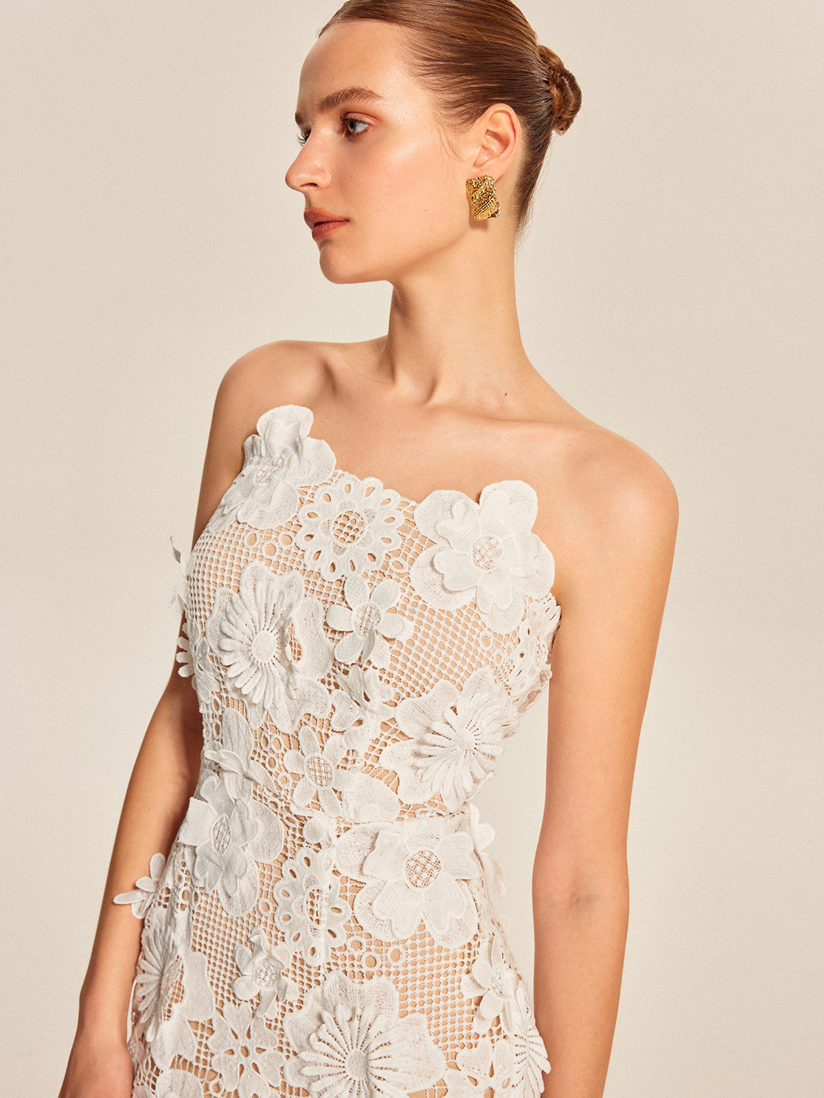Robe bustier en dentelle florale 3D